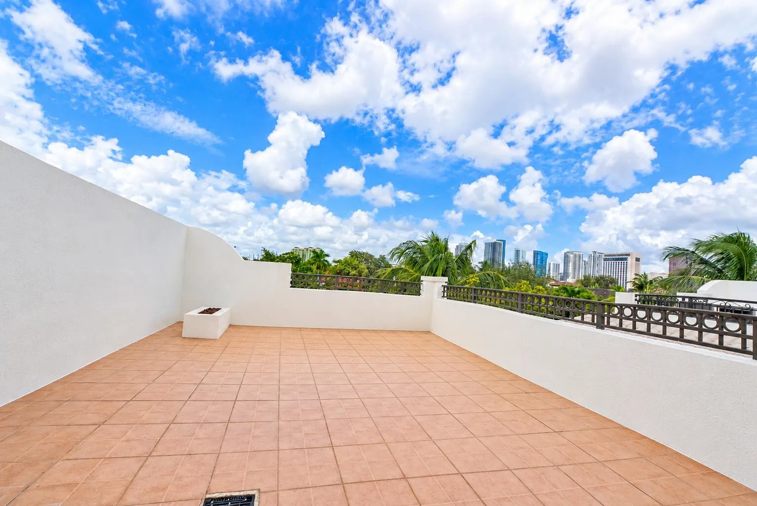 612 SW 10th Street