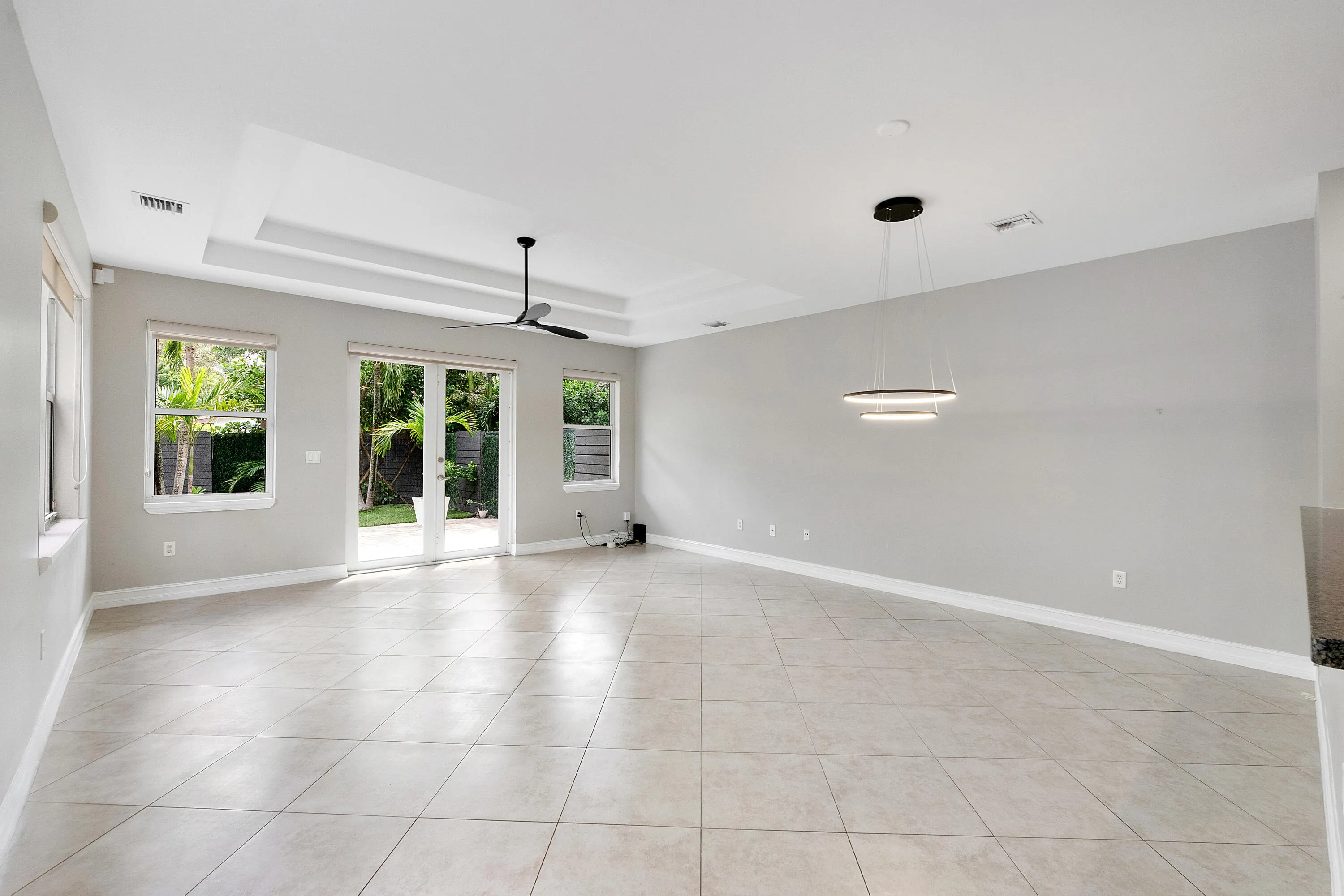 612 SW 10th Street