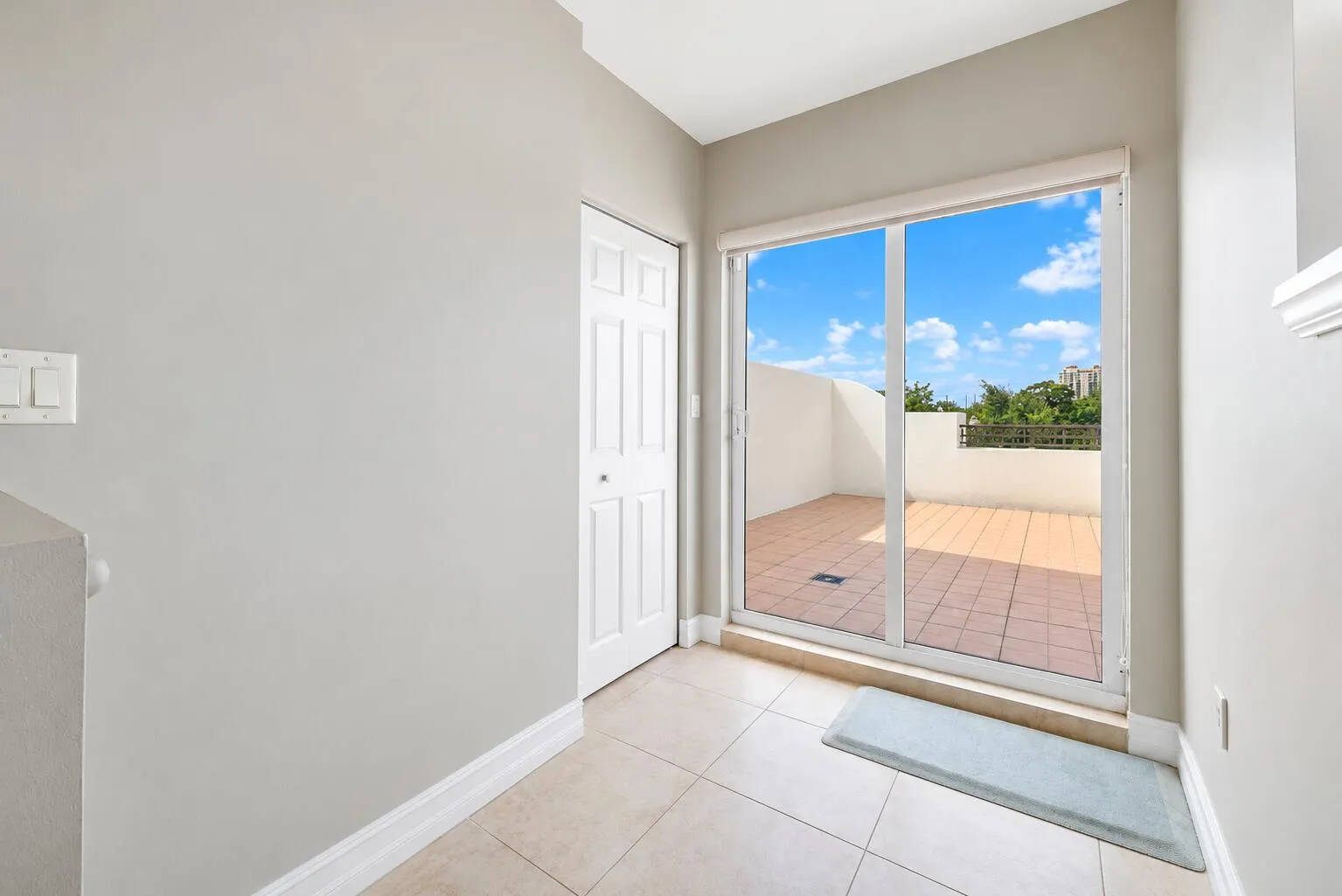 612 SW 10th Street