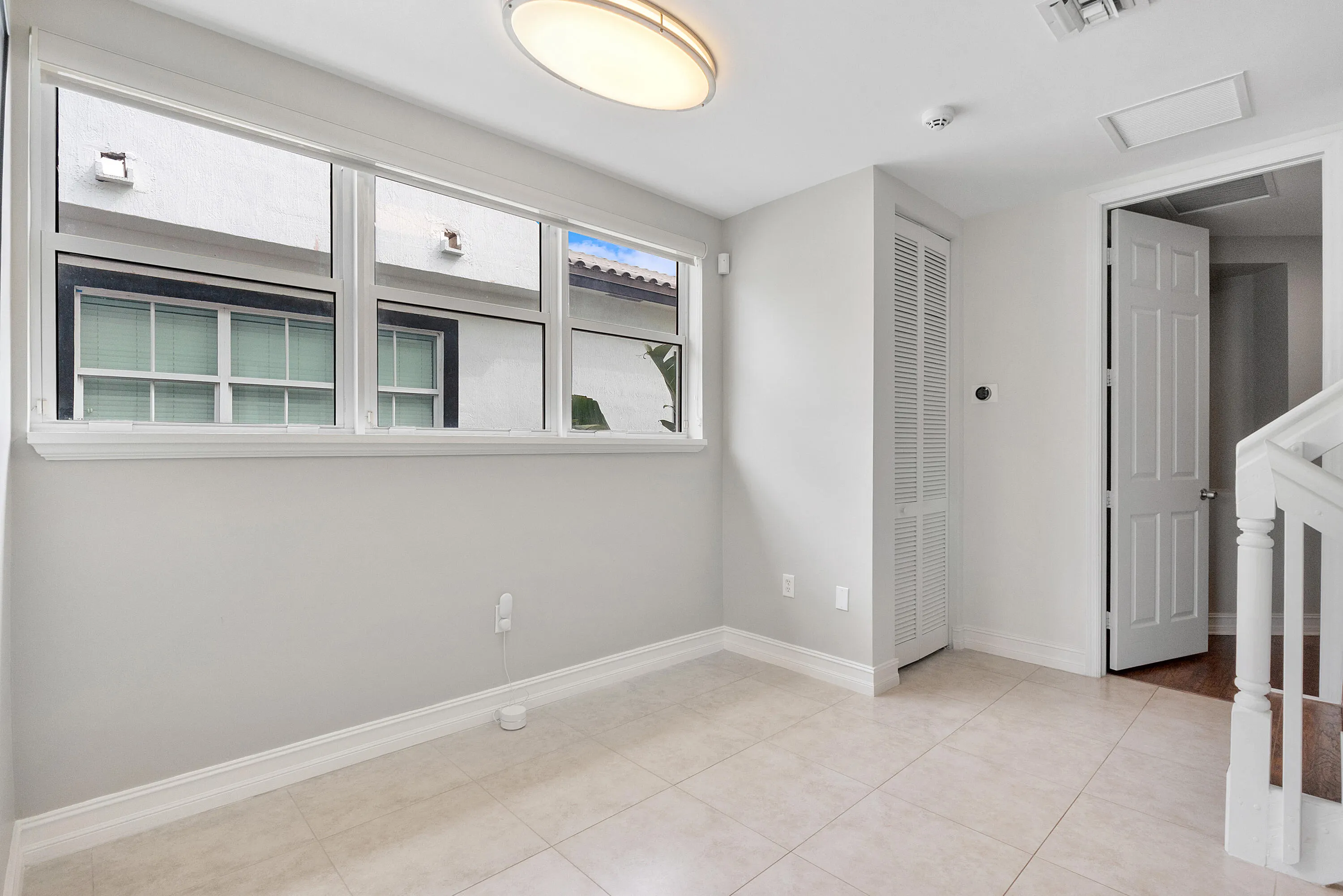 612 SW 10th Street