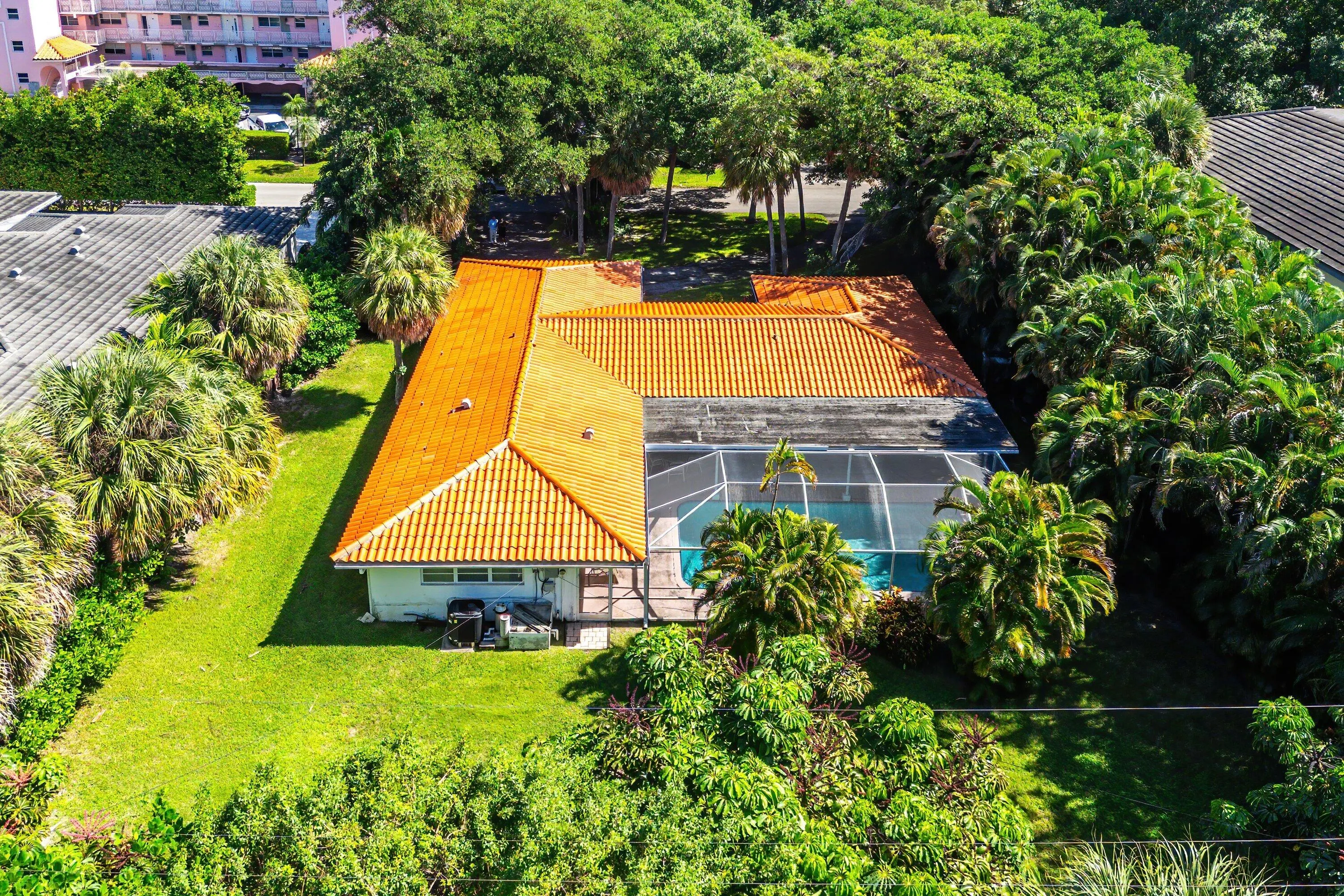 1075 Banyan Road