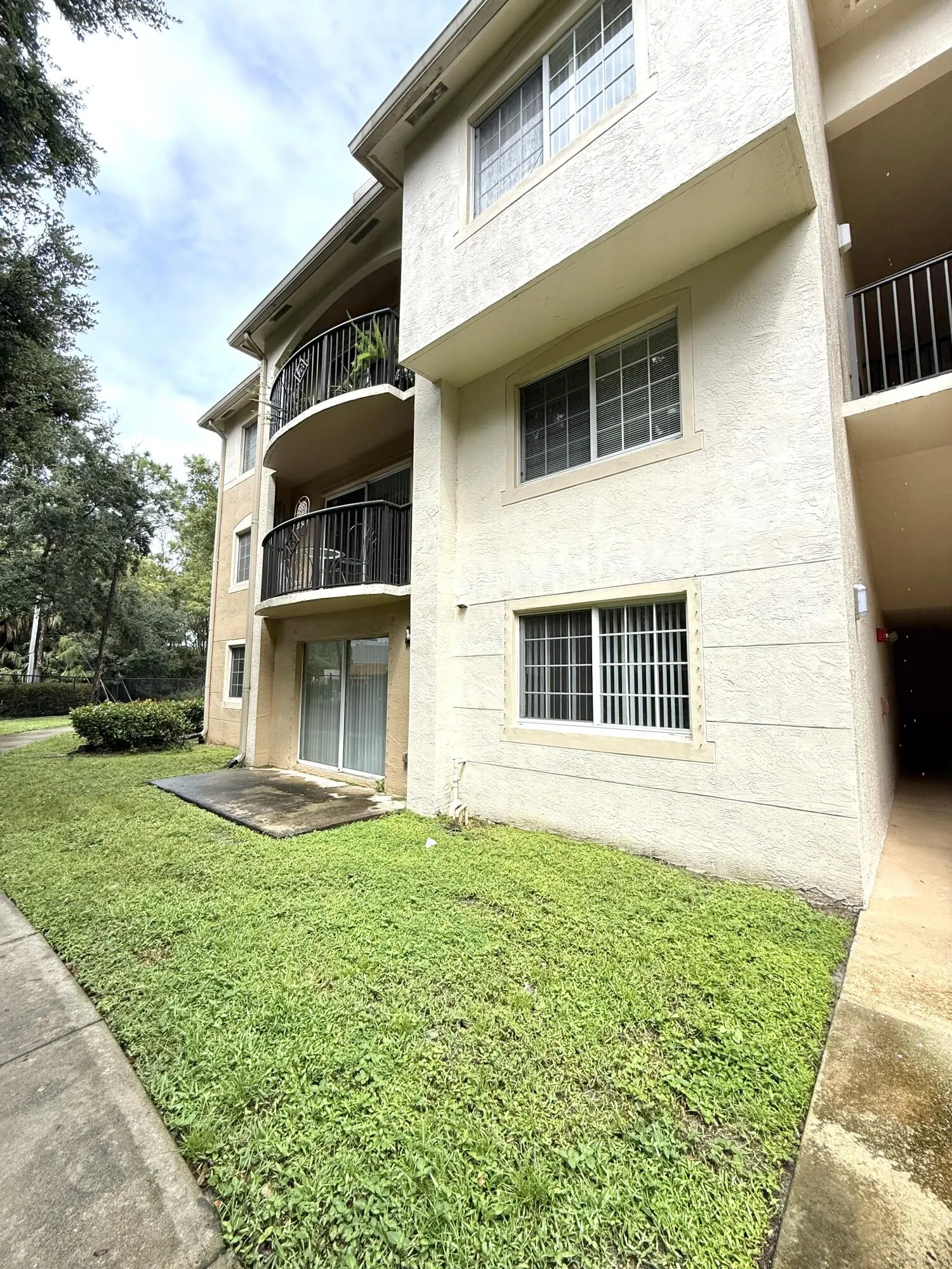 1100 Crestwood Court S #1112