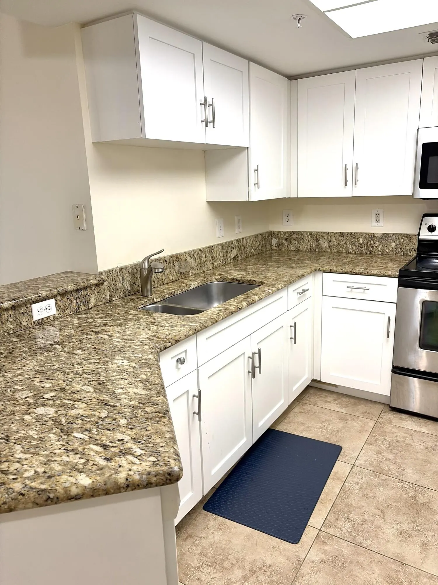 1100 Crestwood Court S #1112