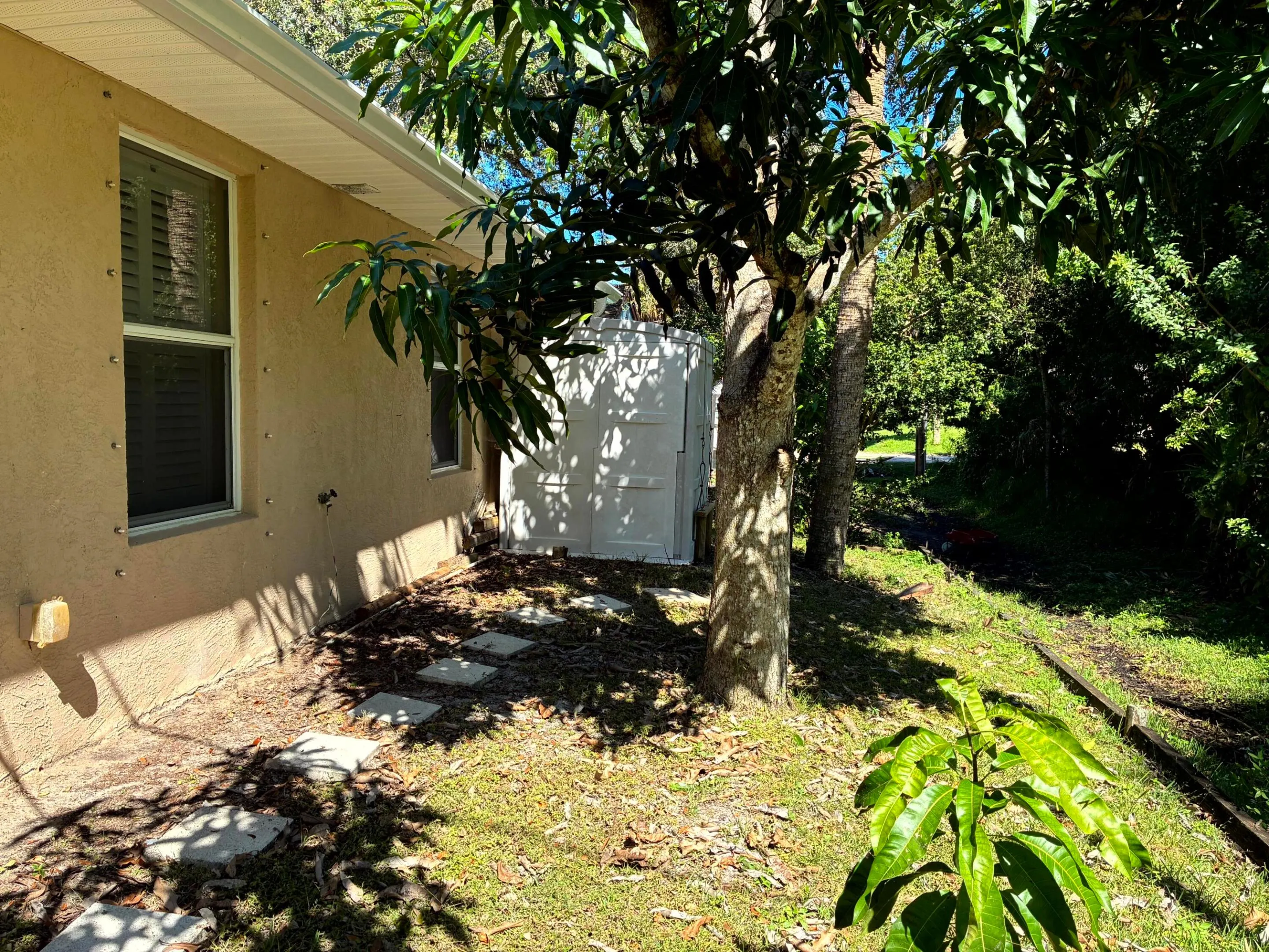 2360 86TH Drive