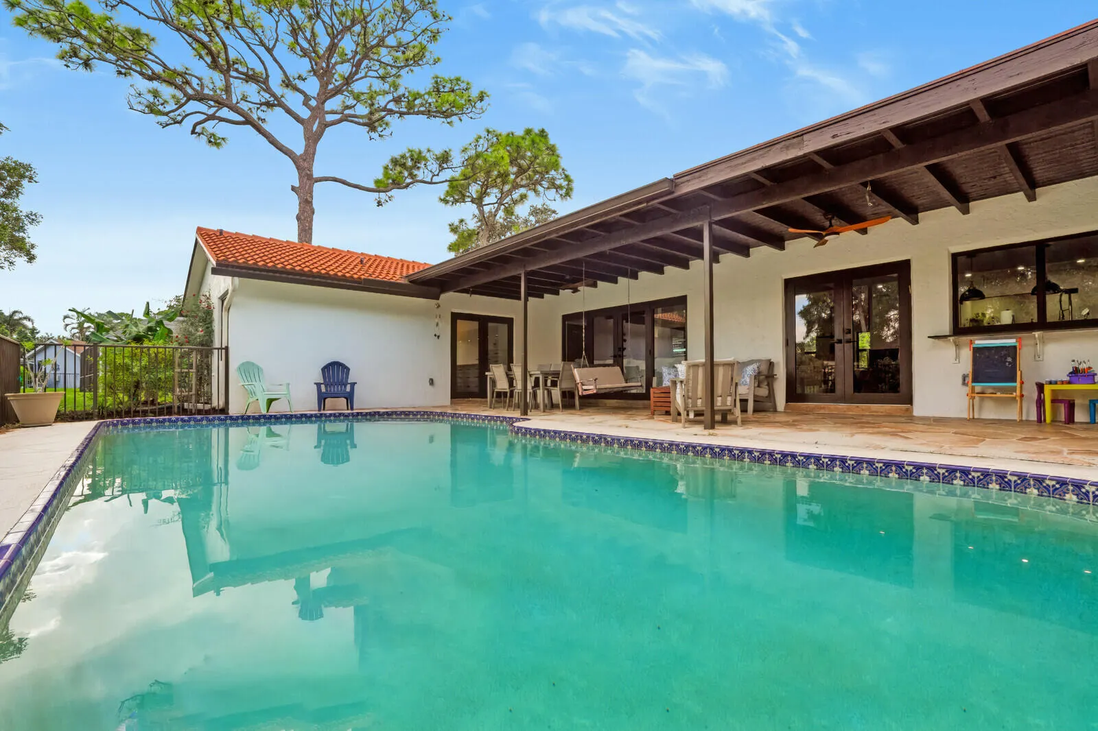 2708 NW 26th Circle