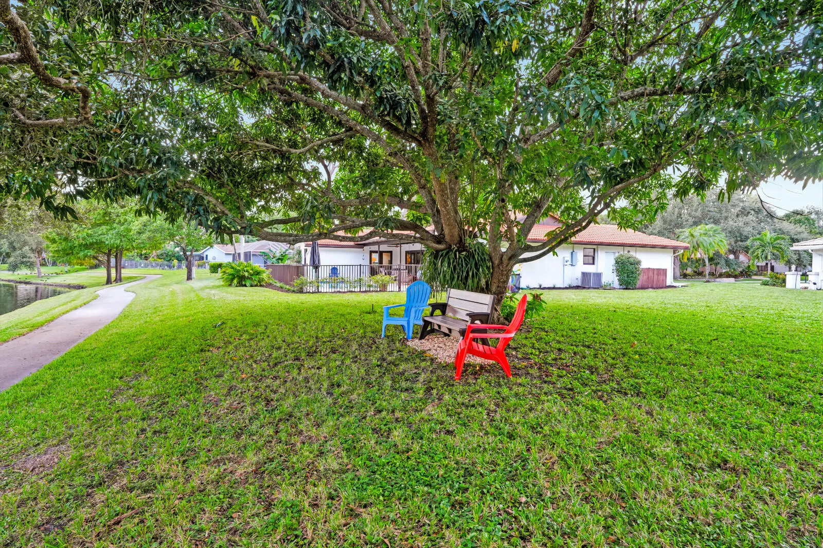 2708 NW 26th Circle
