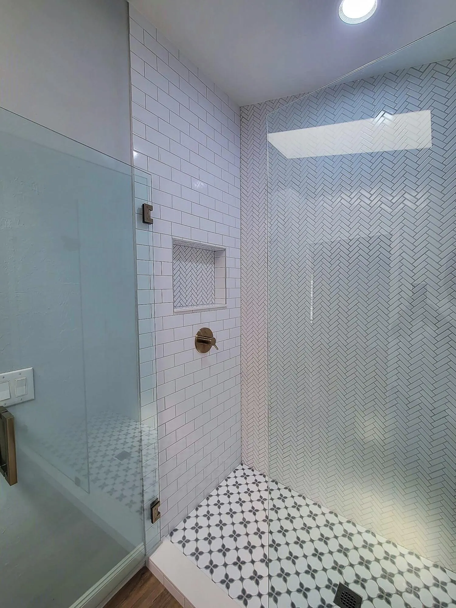 20907 COUNTRY BARN Drive