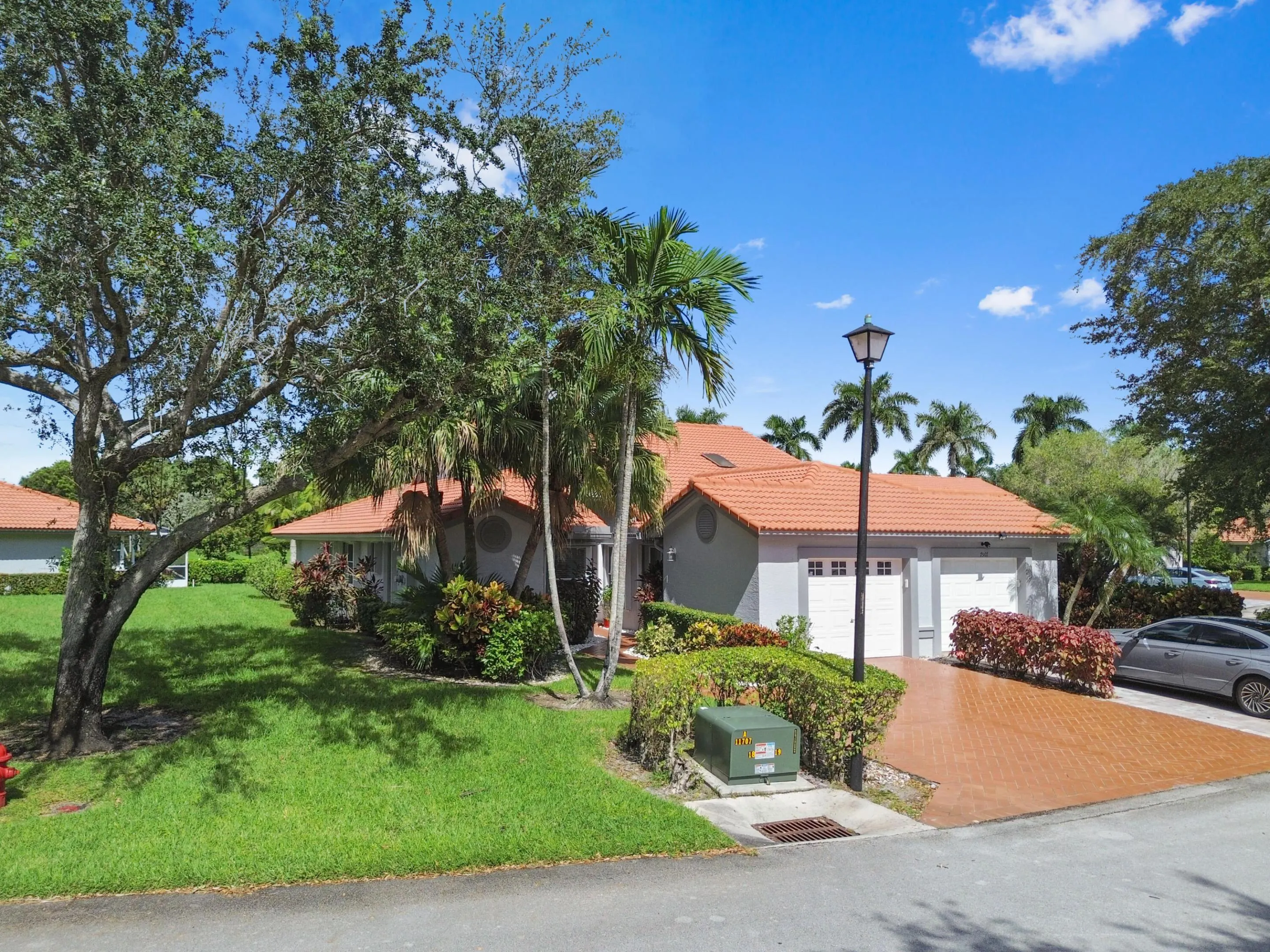 7571 Seafoam Court