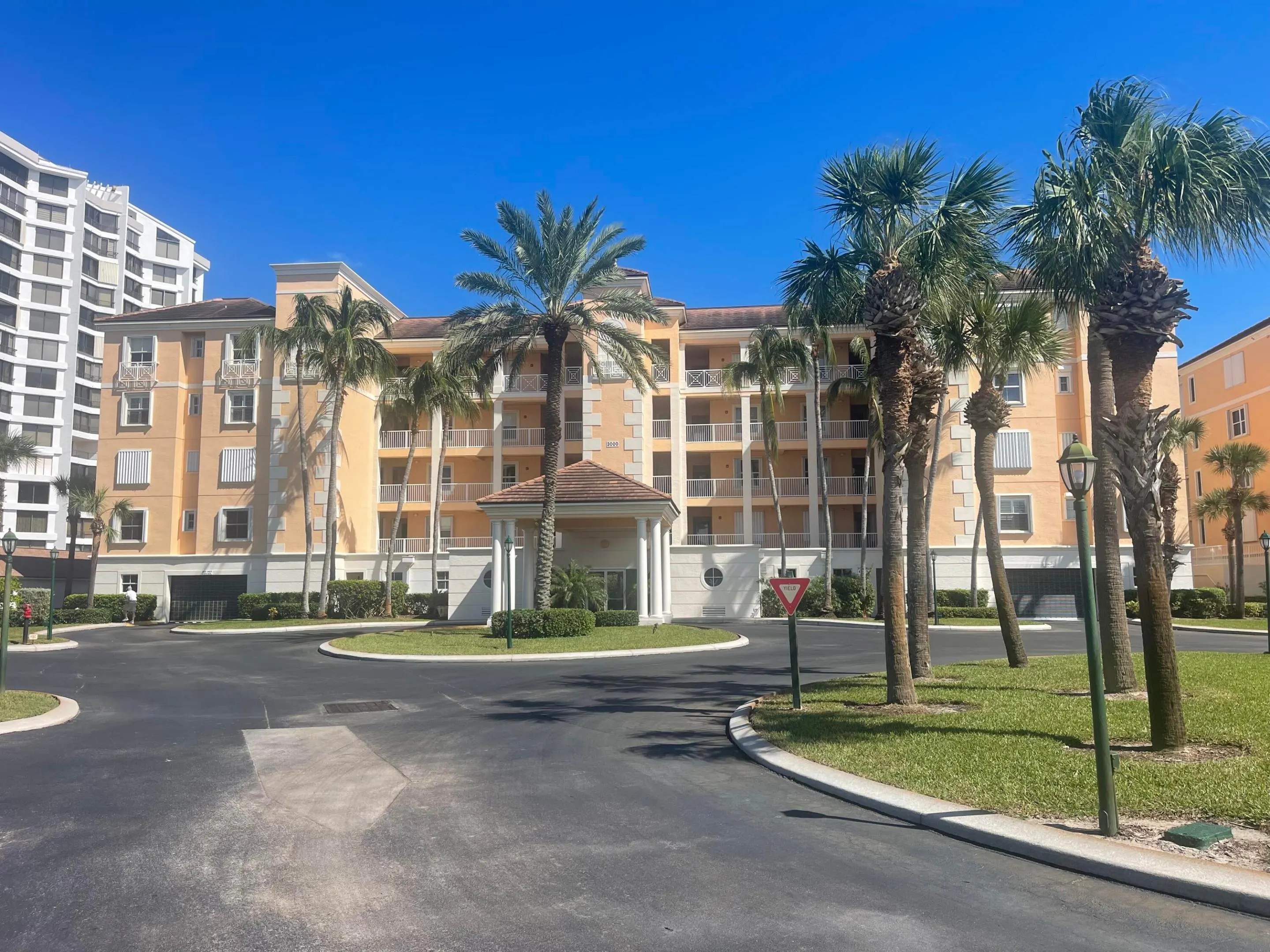 3036 WINDWARD Drive #1306