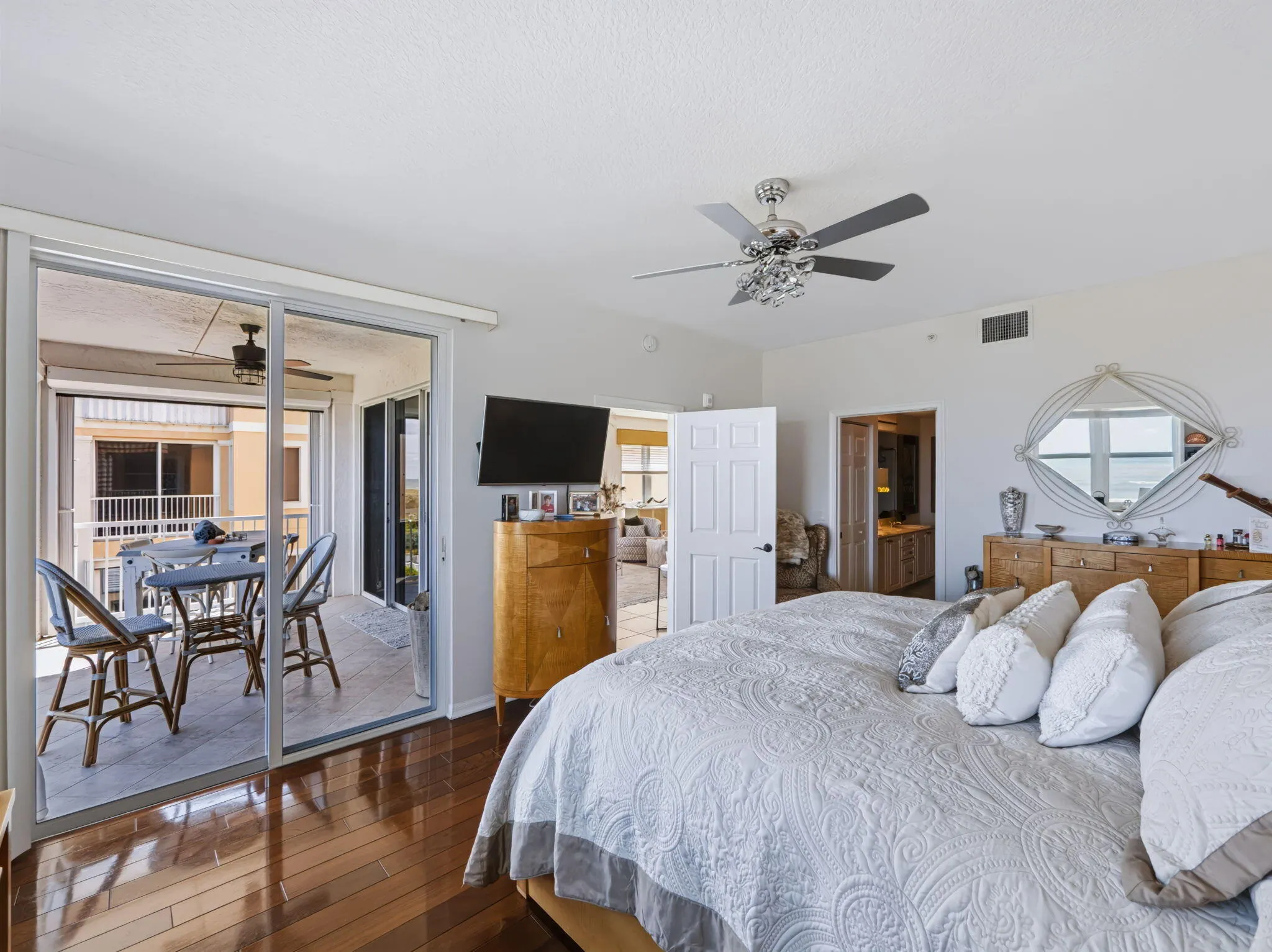 3036 WINDWARD Drive #1306