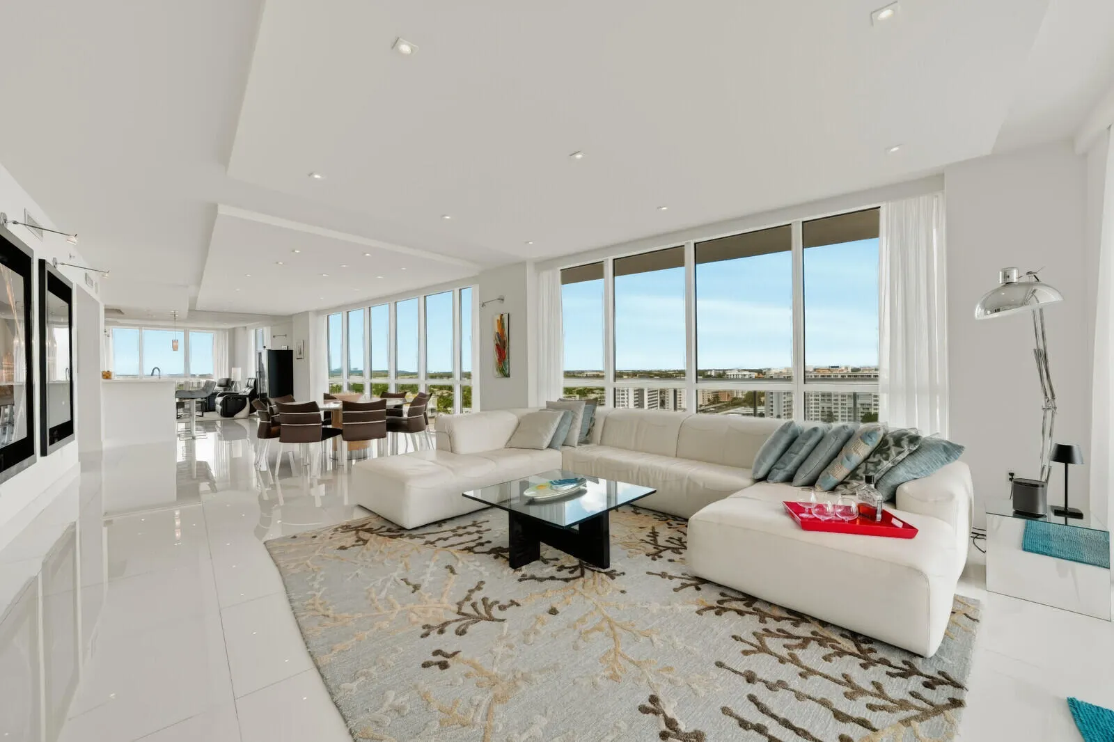 1 N Ocean Boulevard #1207