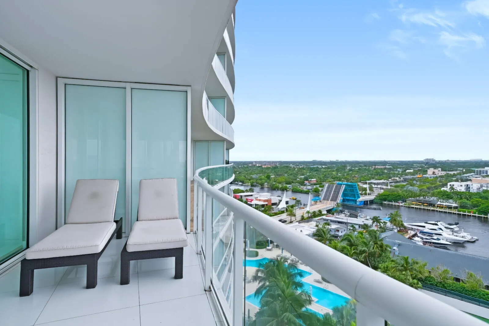 1 N Ocean Boulevard #1207