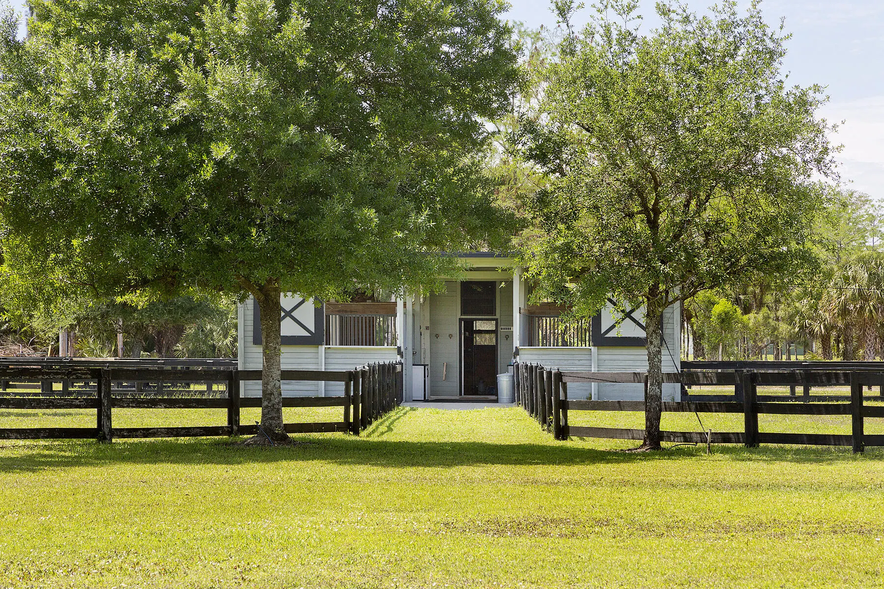 2741 Buck Ridge Trail