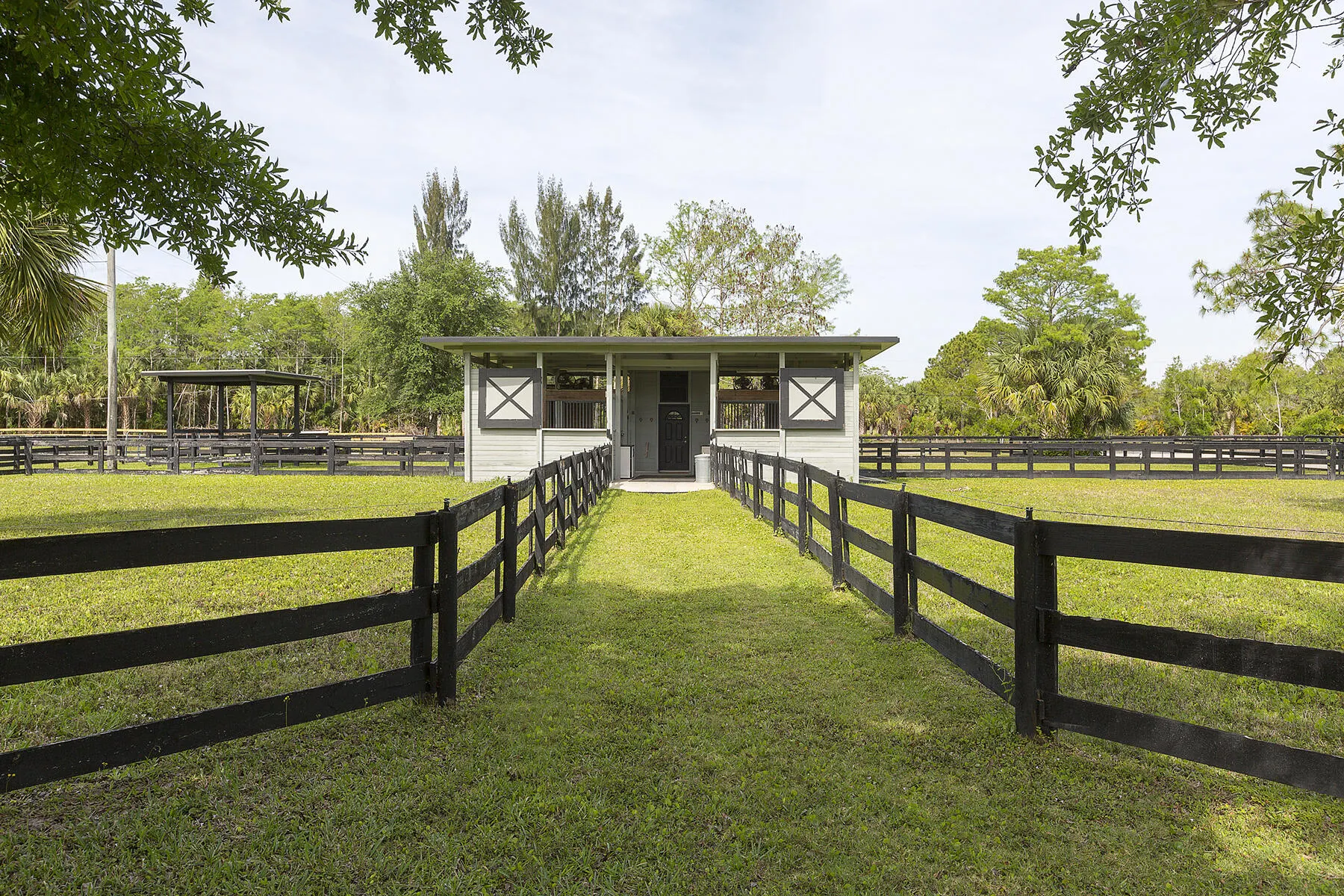 2741 Buck Ridge Trail