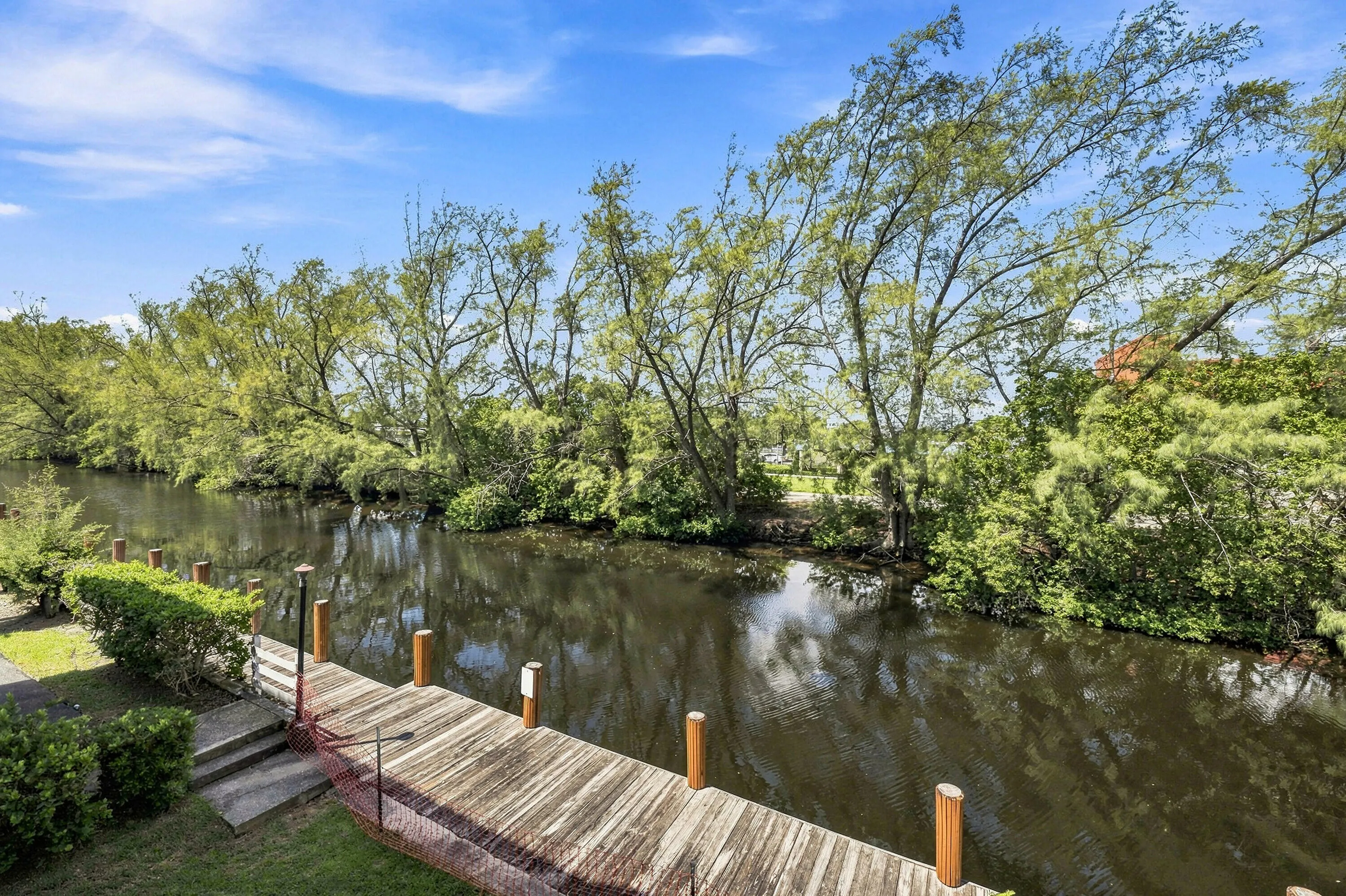 5951 NE 14th Lane #204n