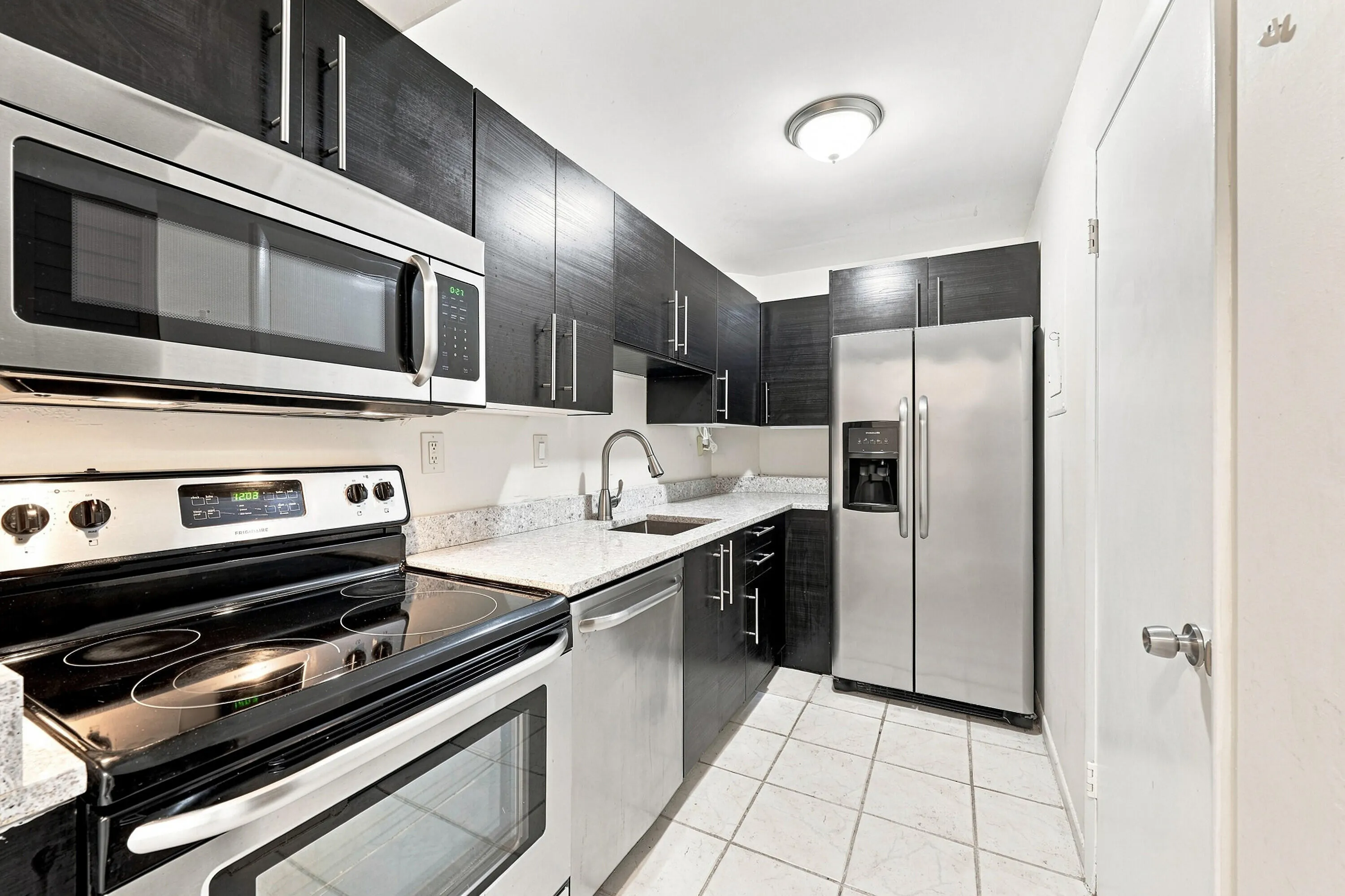 5951 NE 14th Lane #204n