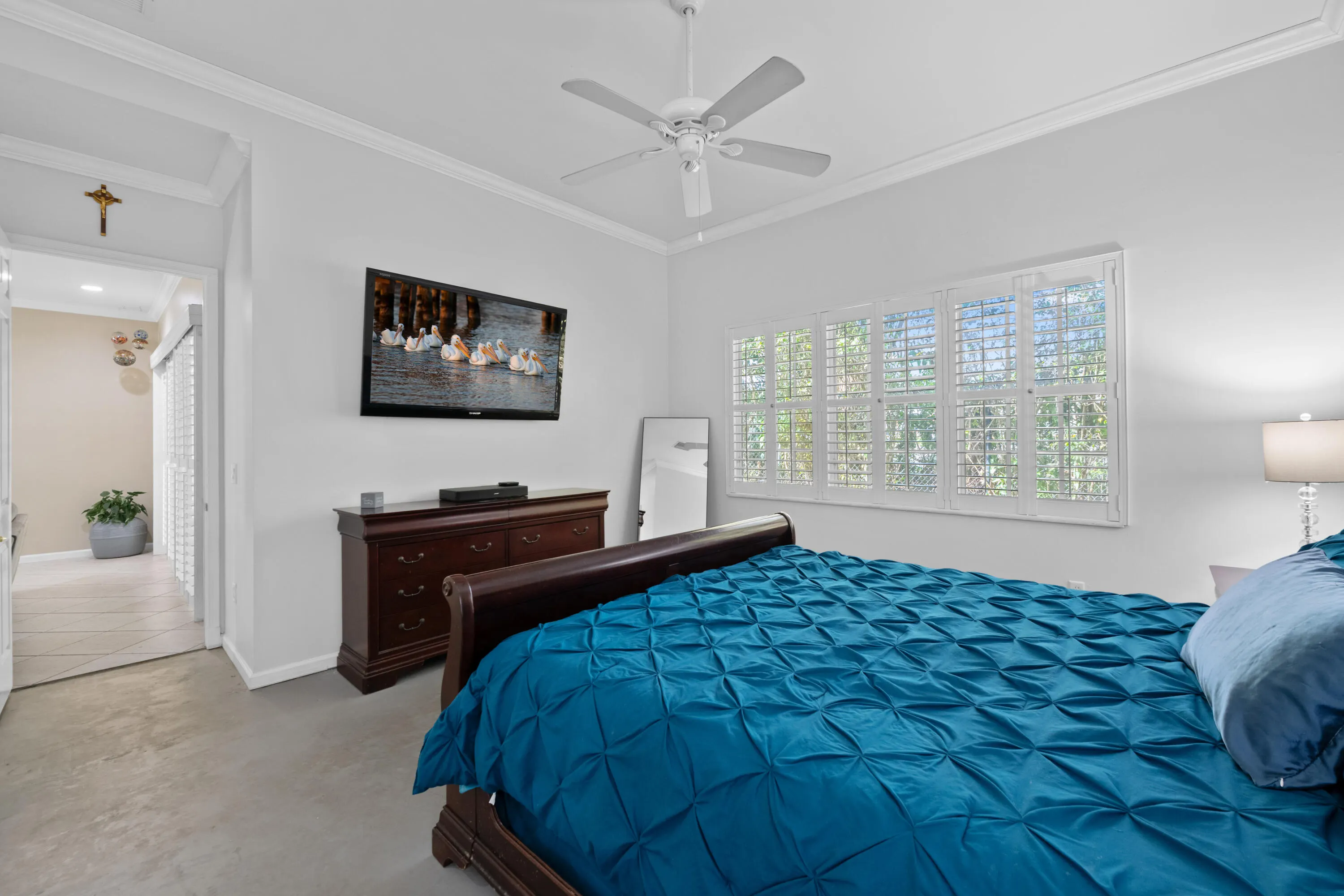 6435 BELLA Circle #201
