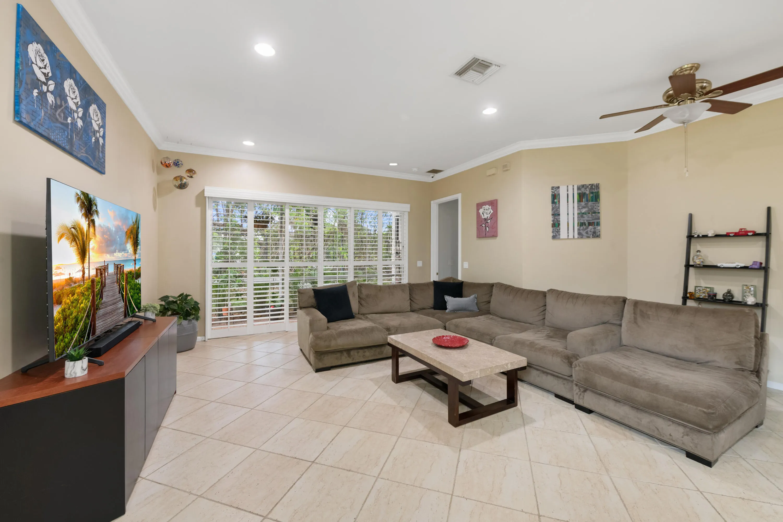 6435 BELLA Circle #201