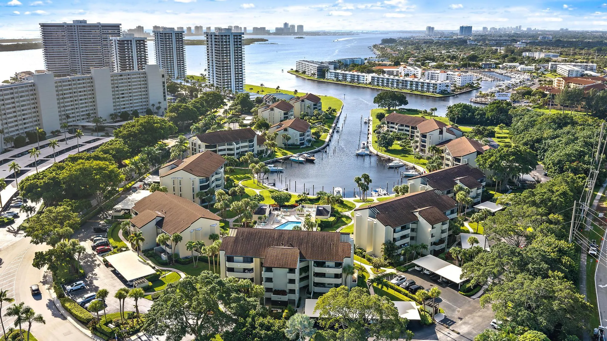 1124 MARINE Way W #D2R