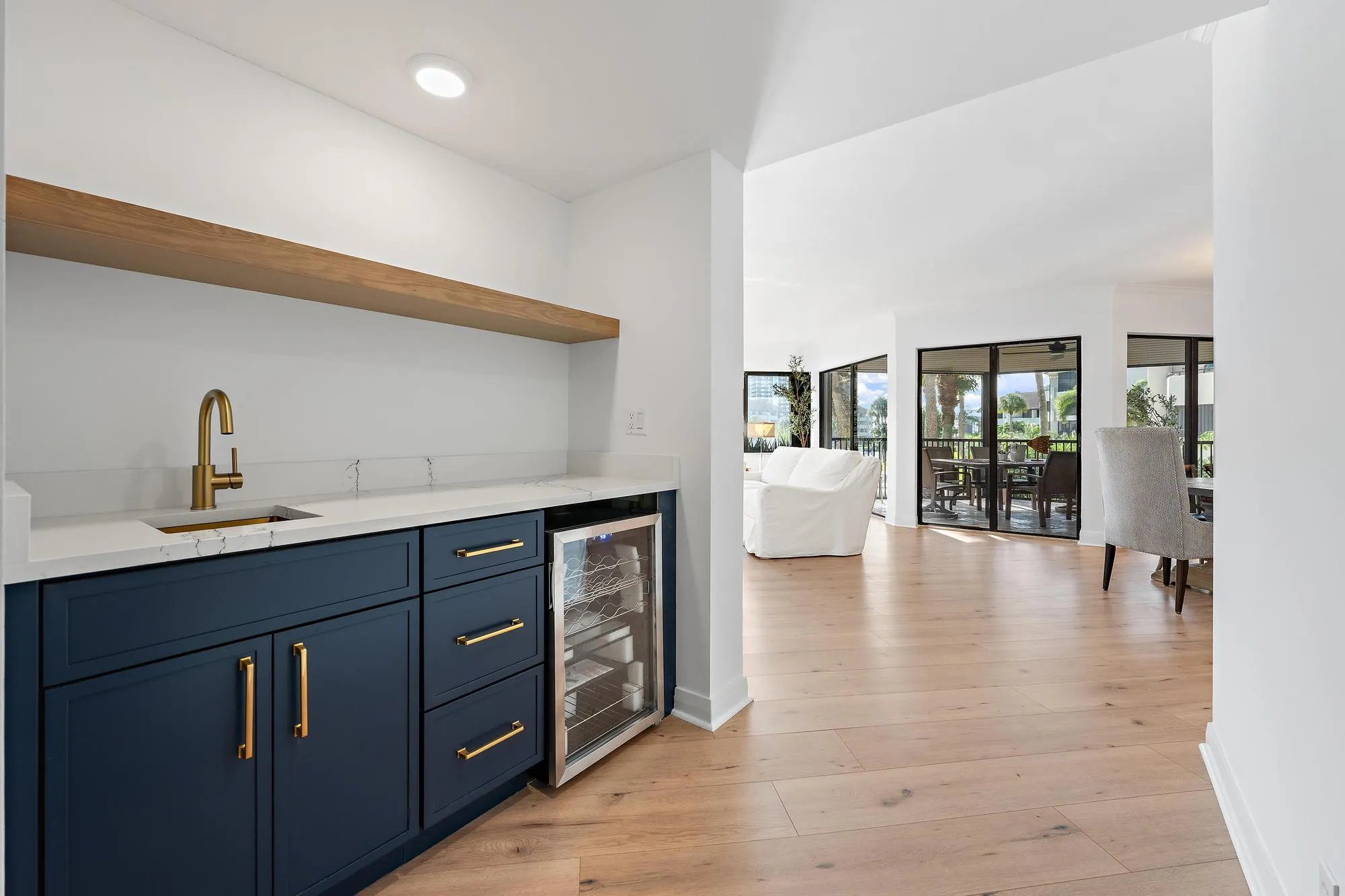 1124 MARINE Way W #D2R
