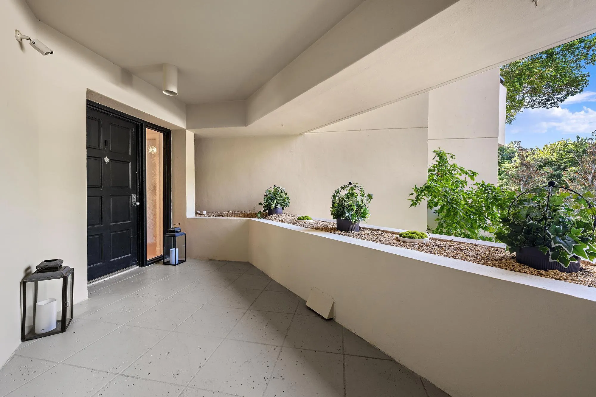 1124 MARINE Way W #D2R