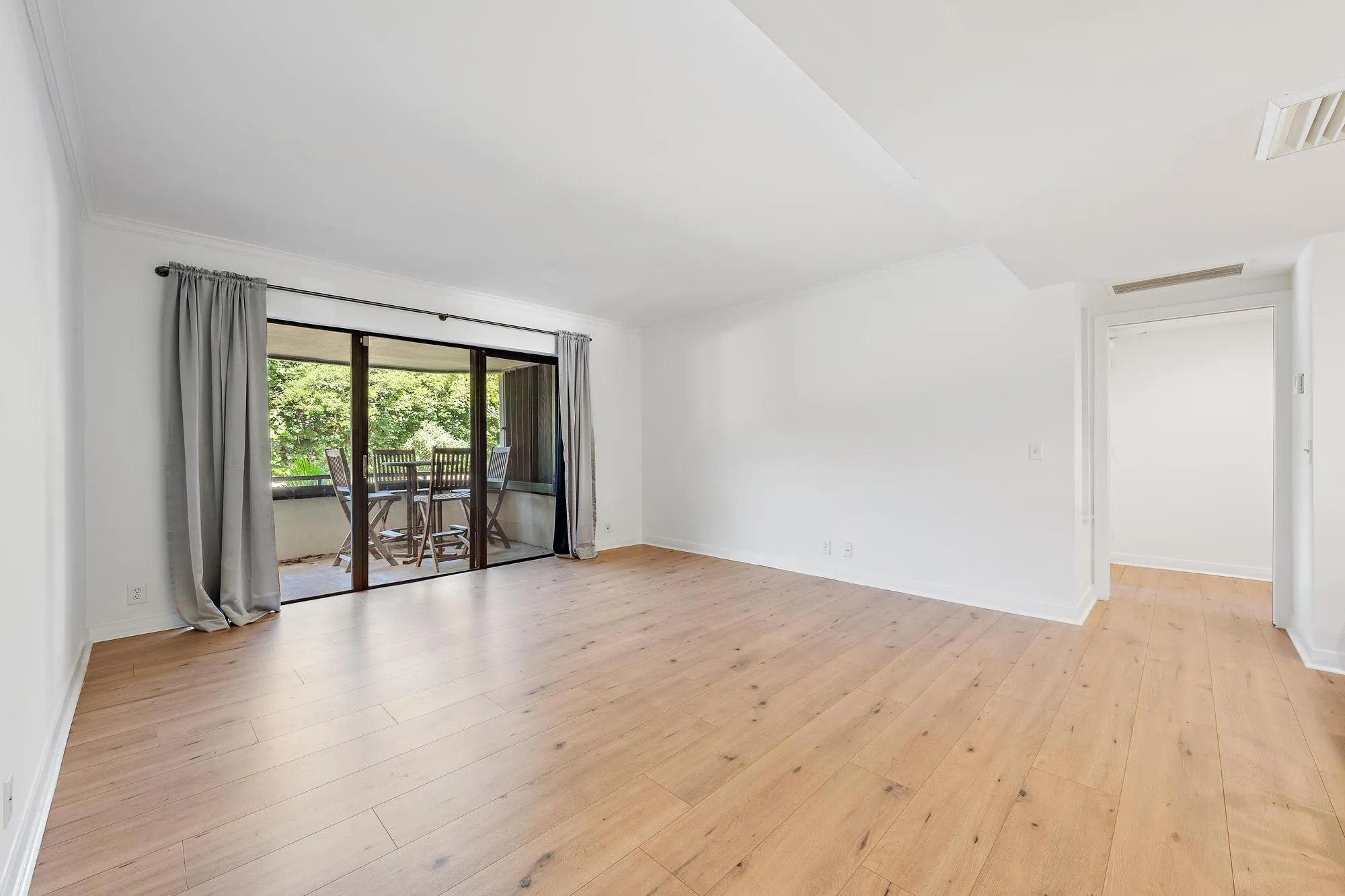1124 MARINE Way W #D2R