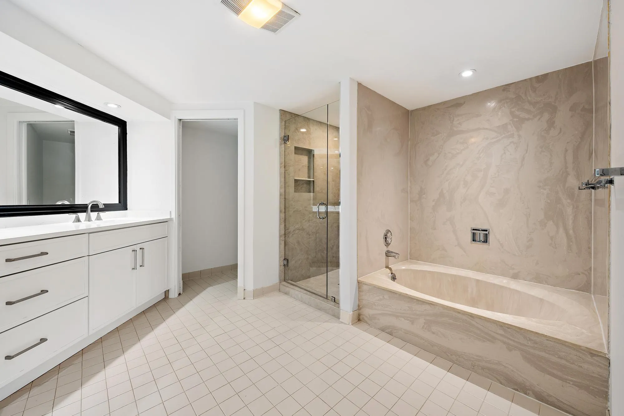 1124 MARINE Way W #D2R