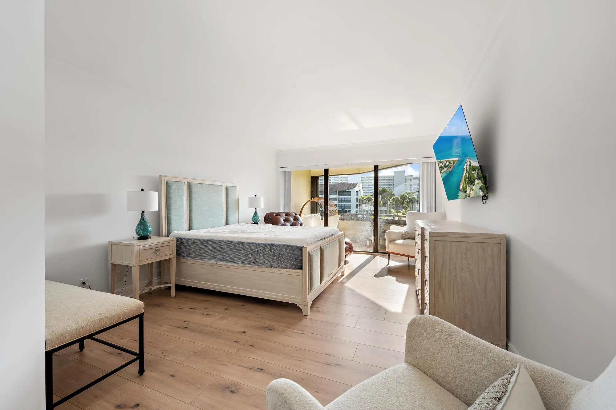 1124 MARINE Way W #D2R
