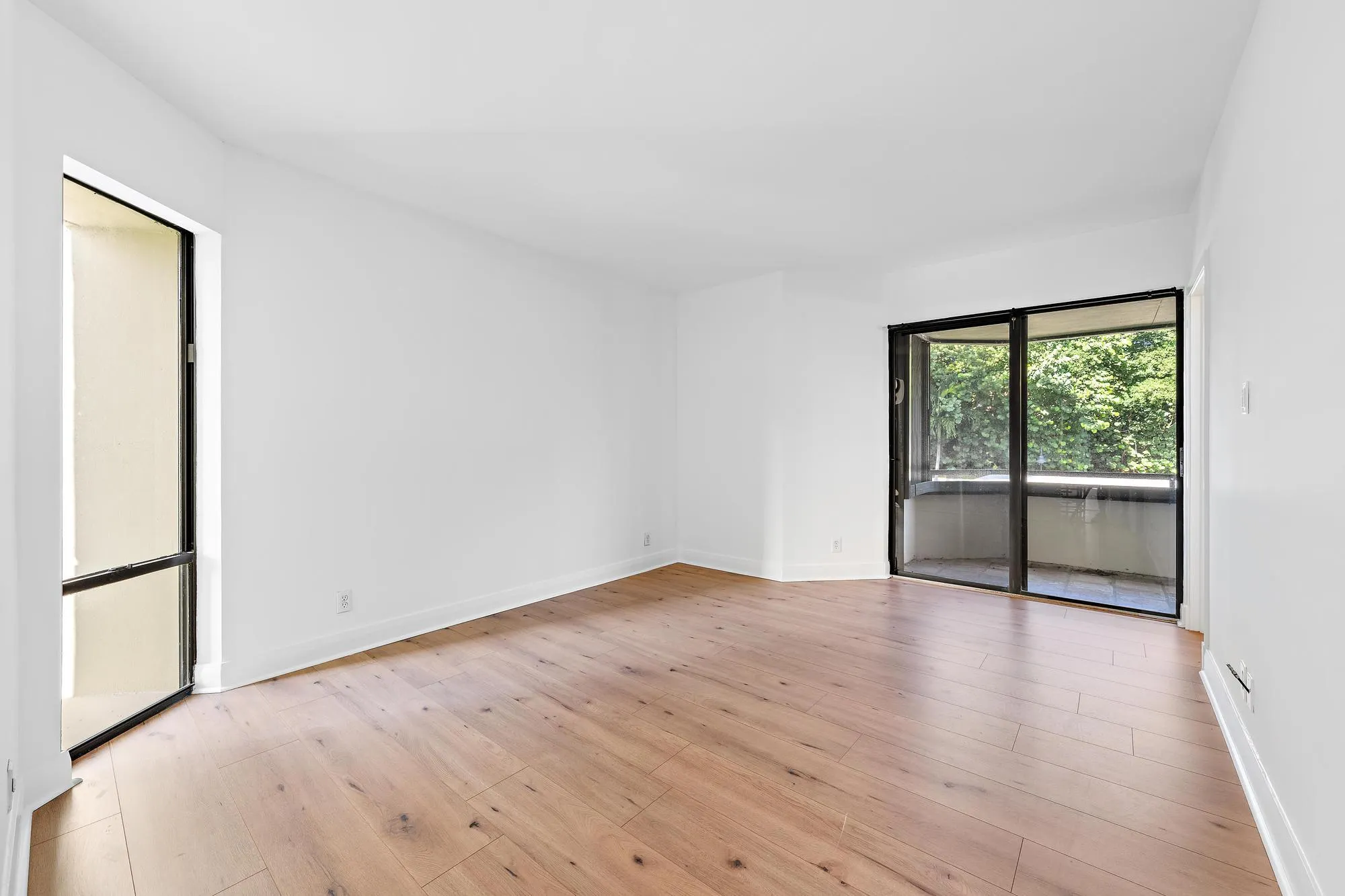 1124 MARINE Way W #D2R