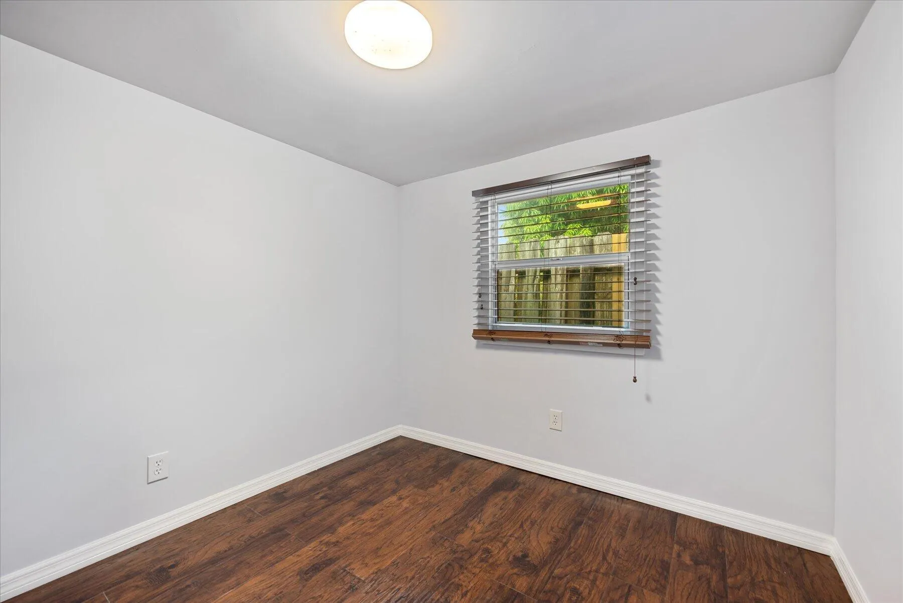 714 W LAKEWOOD Road #B