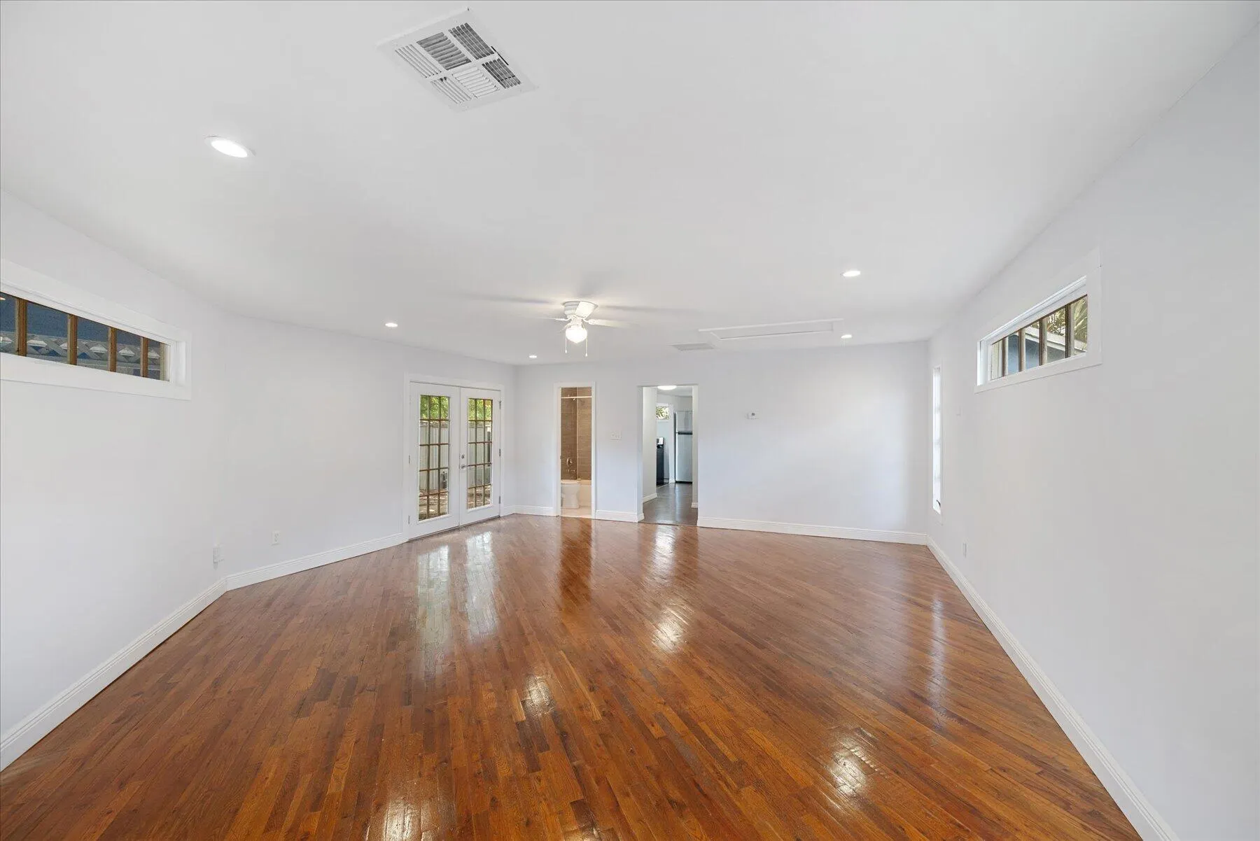 714 W LAKEWOOD Road #B