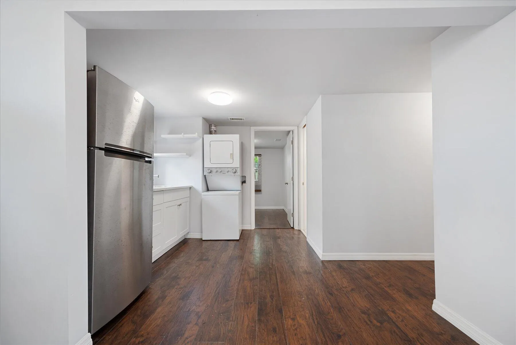 714 W LAKEWOOD Road #B