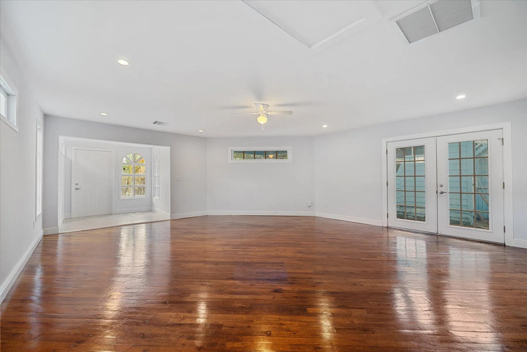 714 W LAKEWOOD Road #B