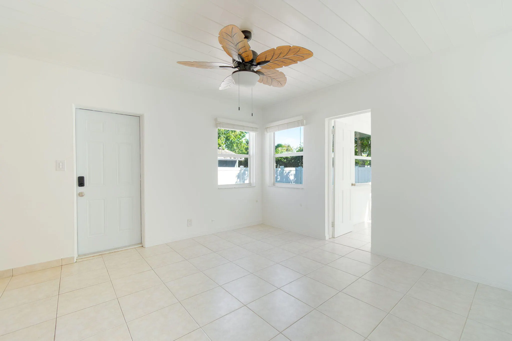214 NE 11th Street ##B