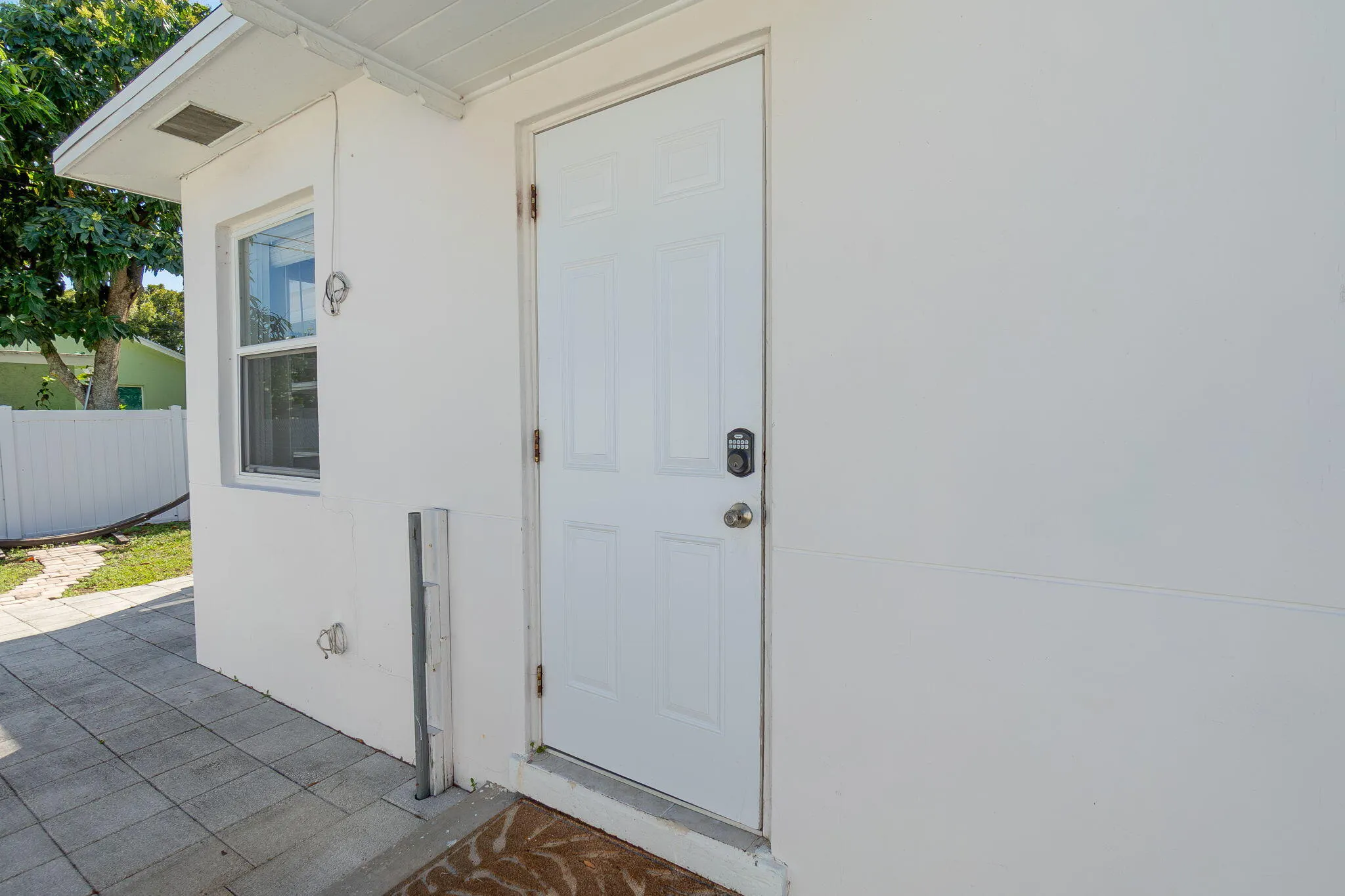 214 NE 11th Street ##B