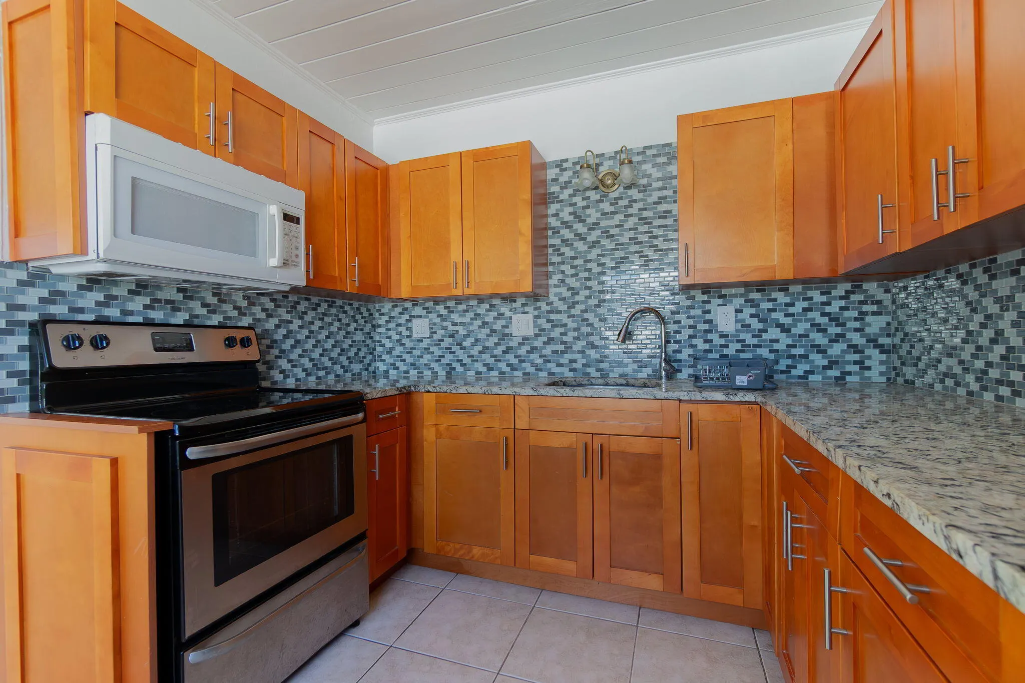 214 NE 11th Street ##B