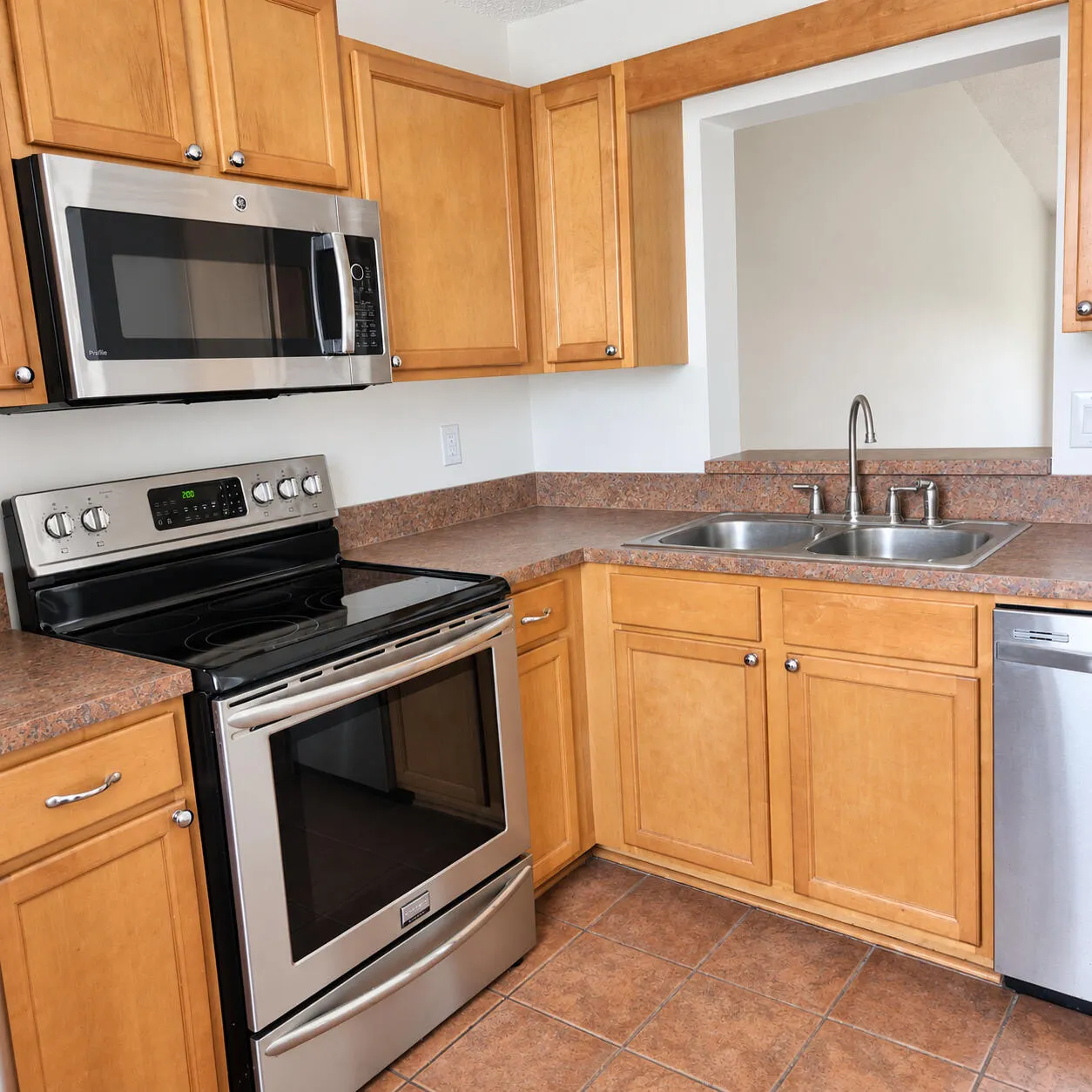 3161 SE ASTER Lane #1206
