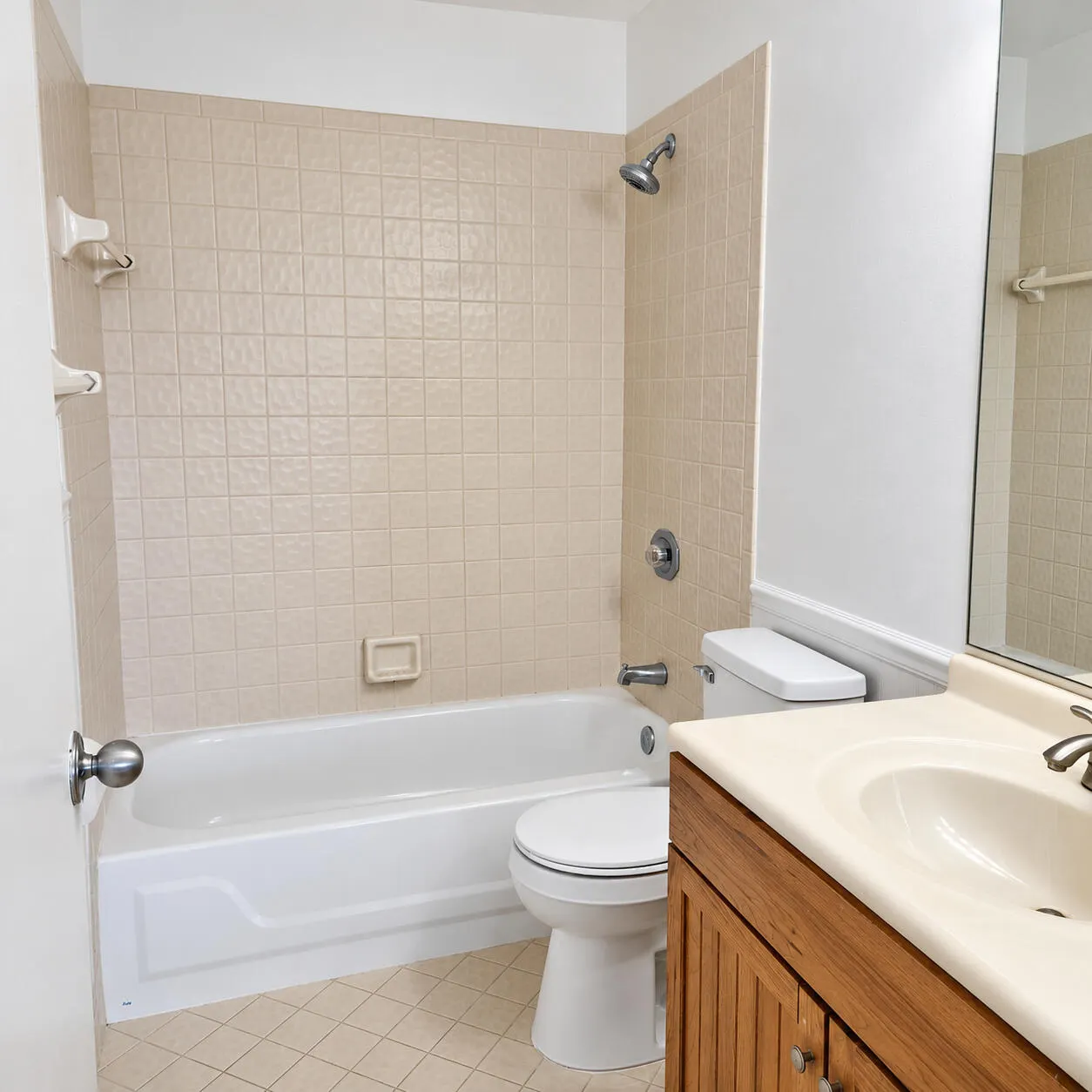 3161 SE ASTER Lane #1206