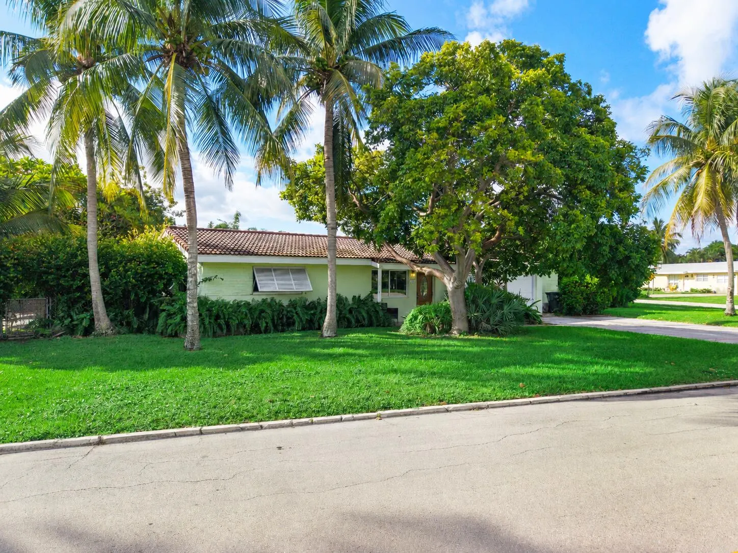 410 NE 36th Street
