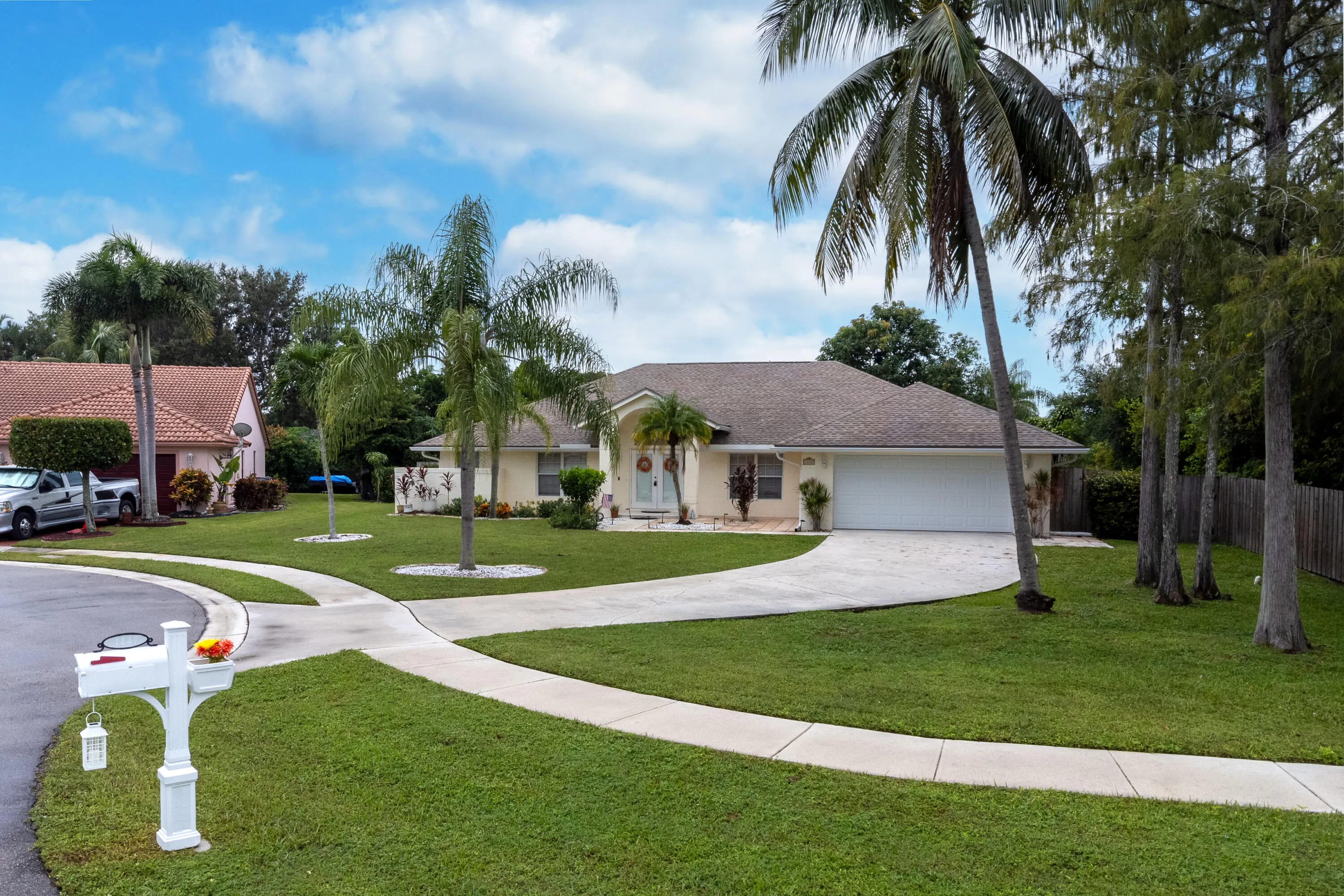 1447 Spanish Oak Way