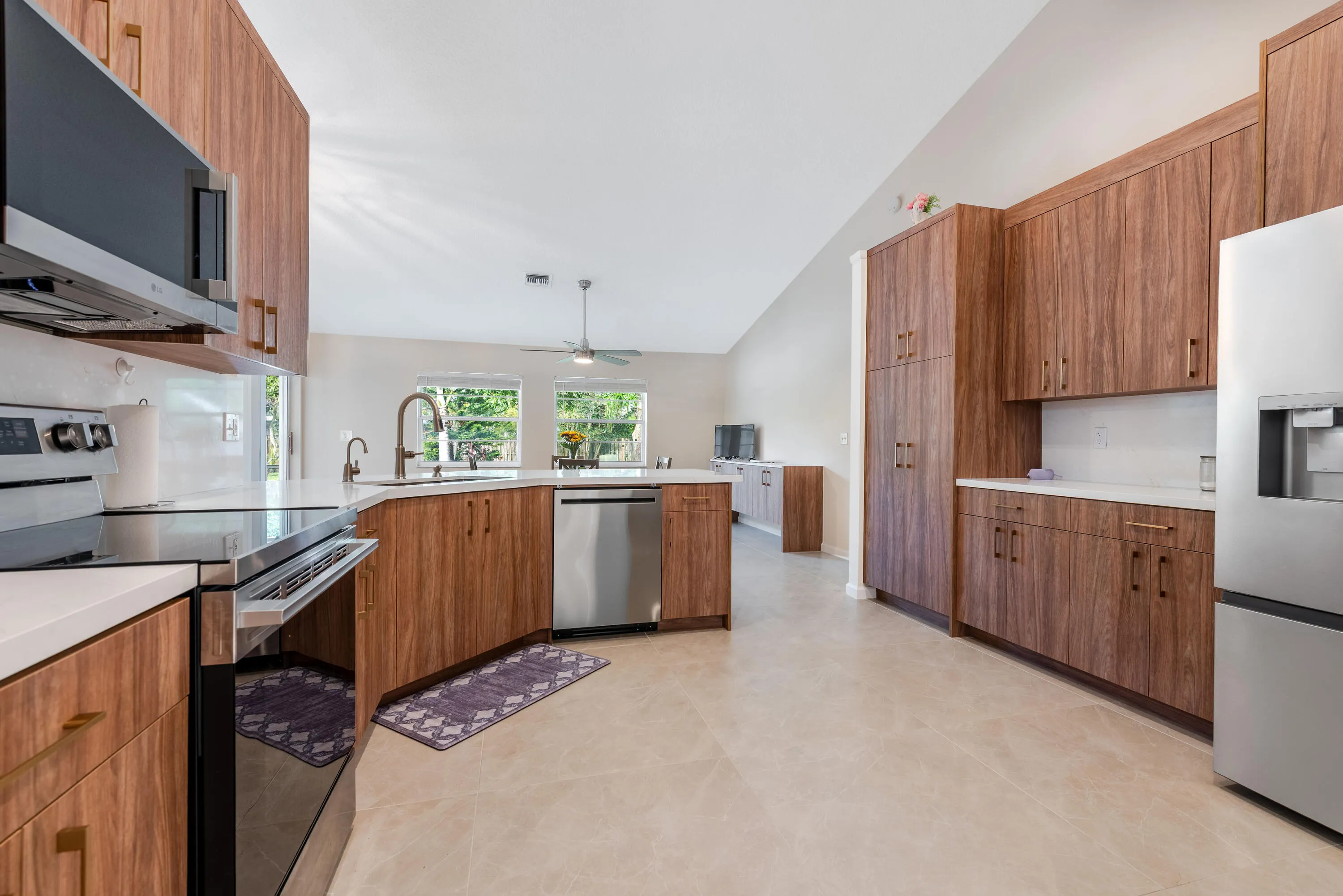 1447 Spanish Oak Way