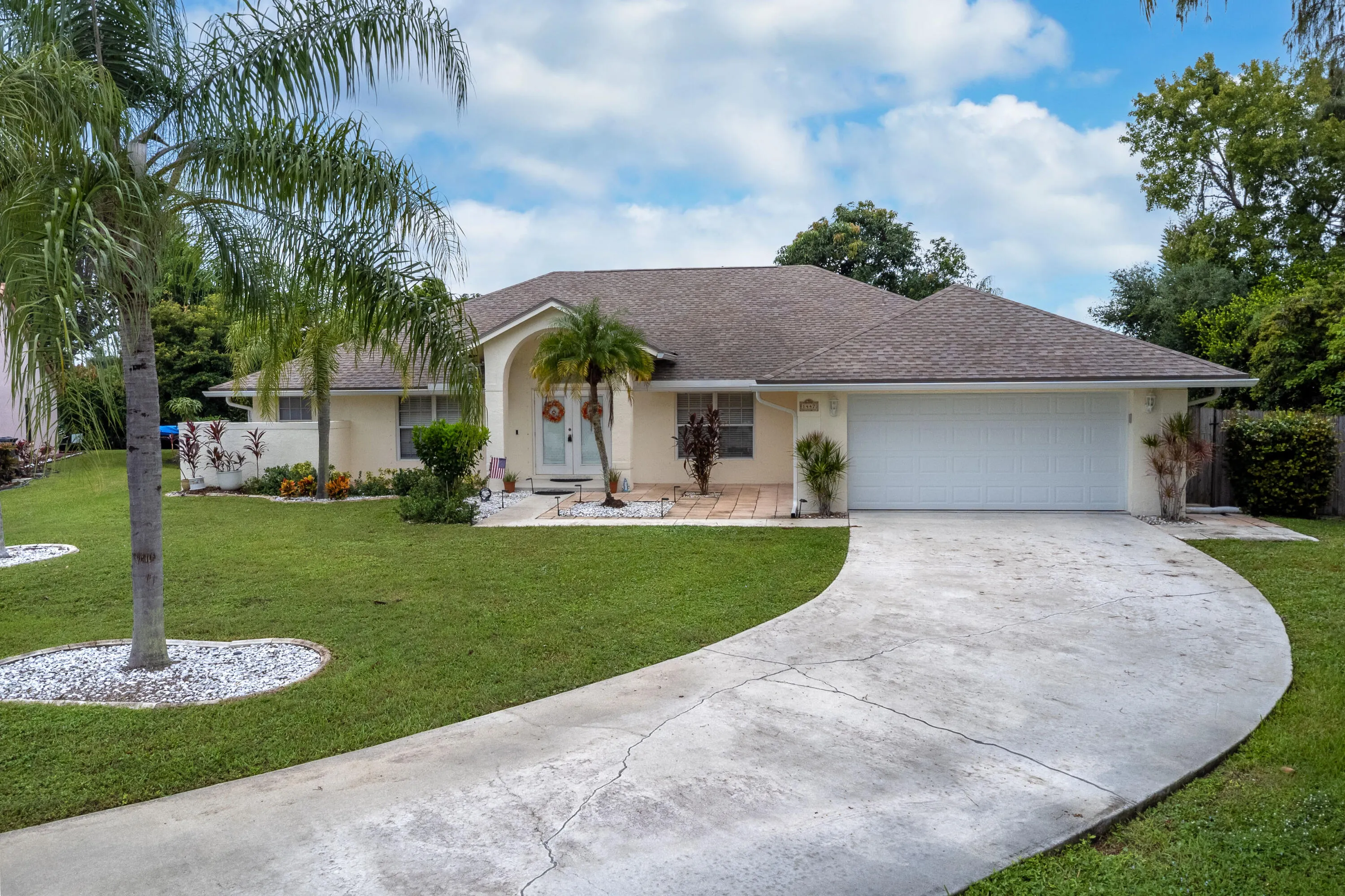 1447 Spanish Oak Way