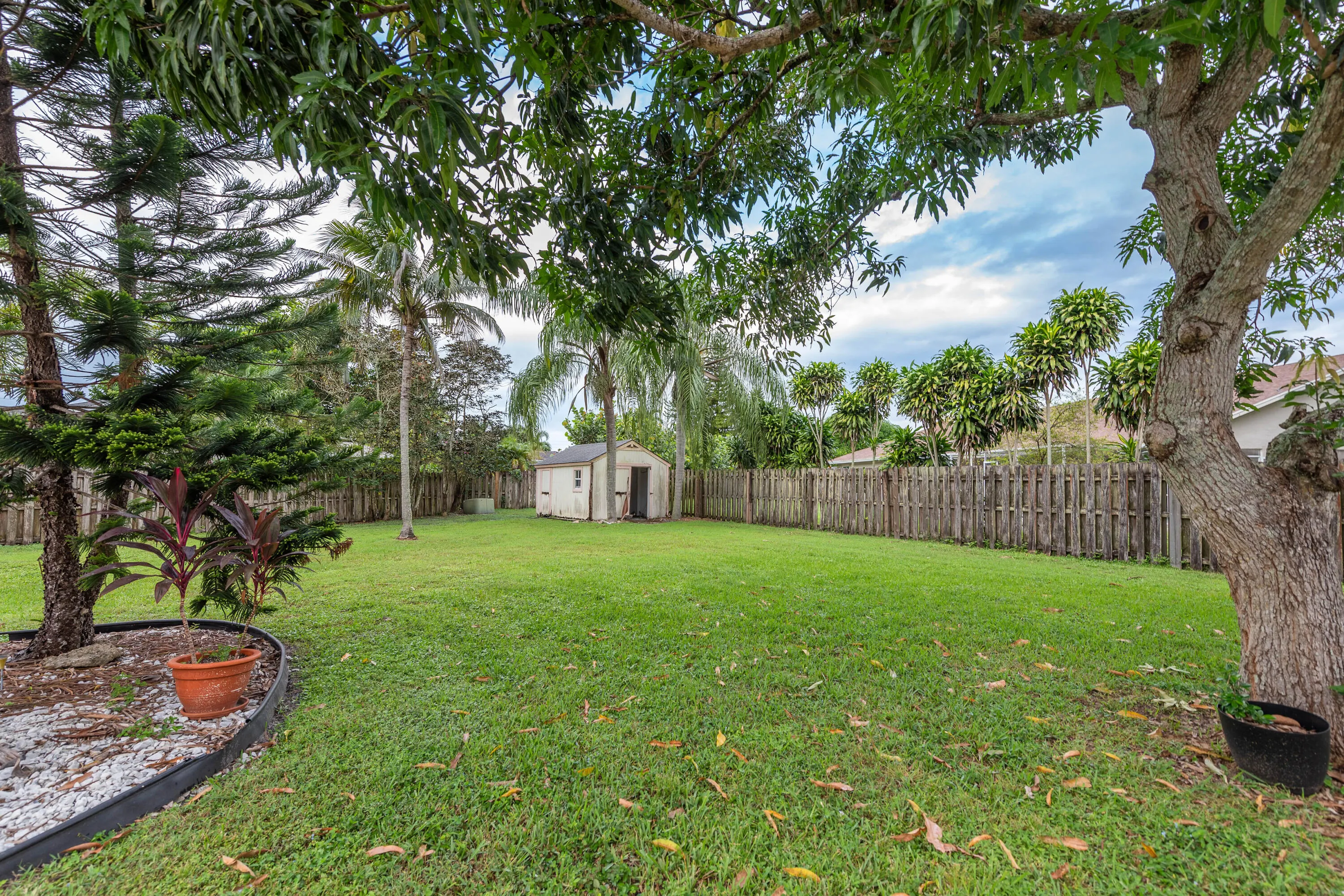 1447 Spanish Oak Way