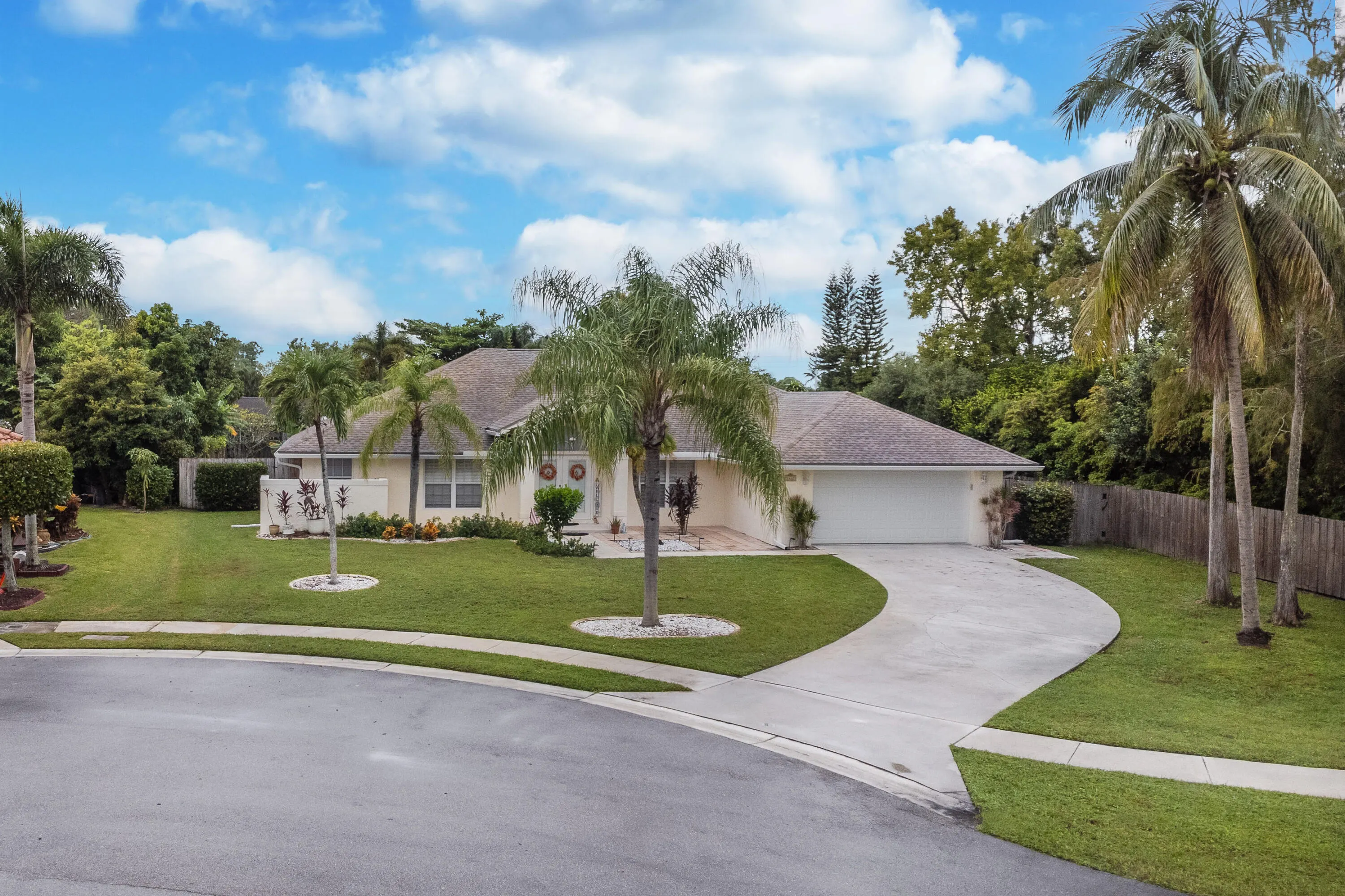 1447 Spanish Oak Way