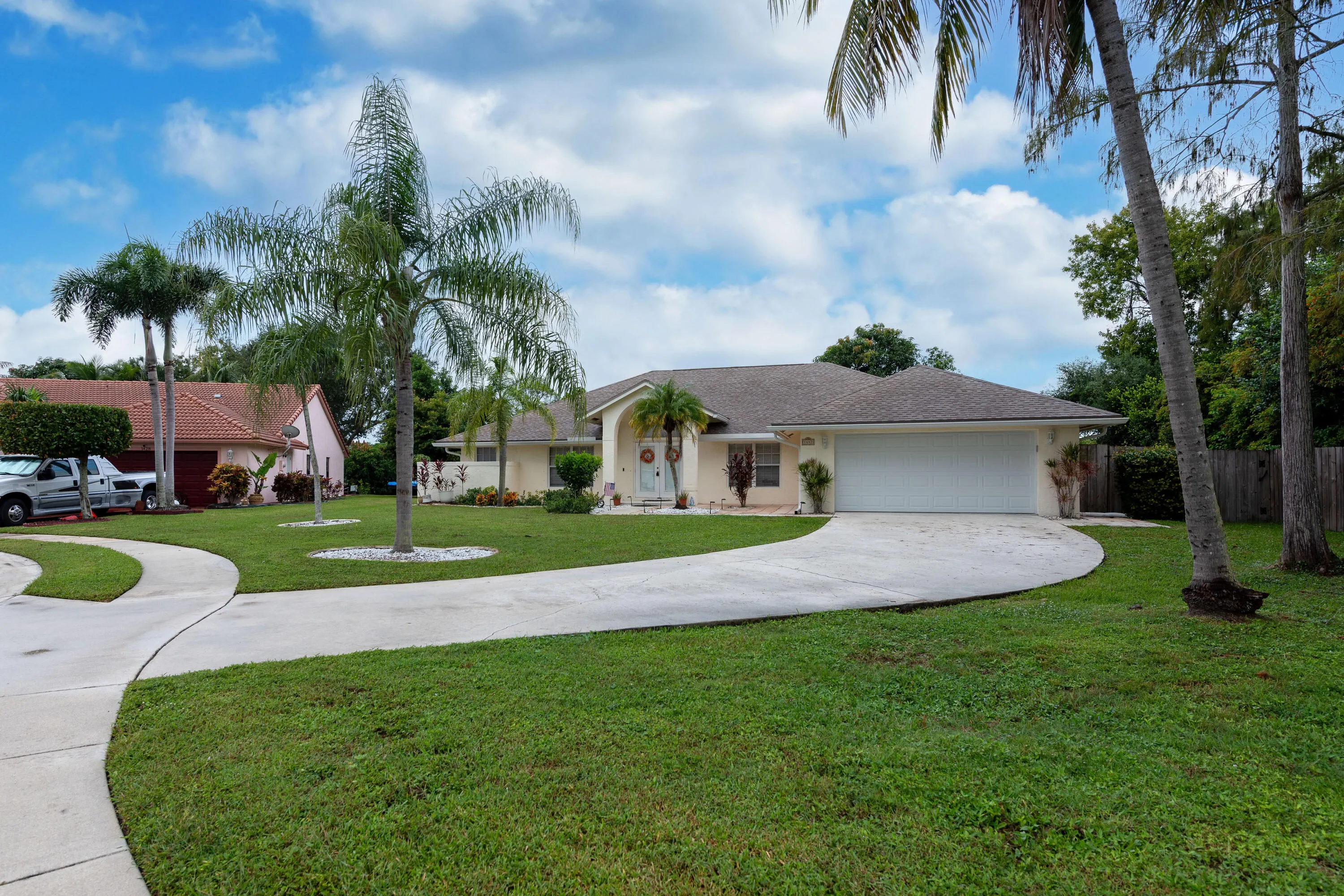 1447 Spanish Oak Way