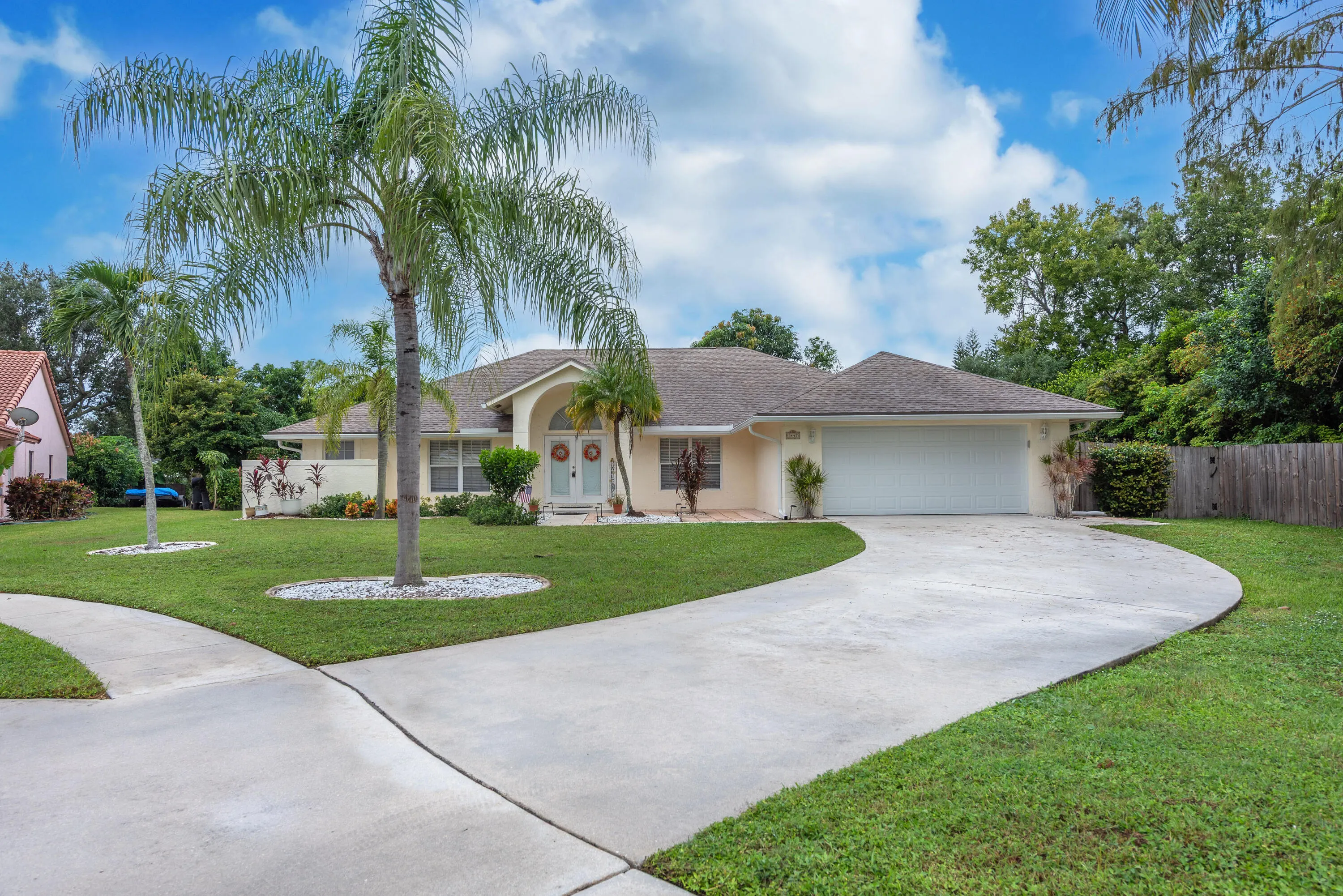 1447 Spanish Oak Way