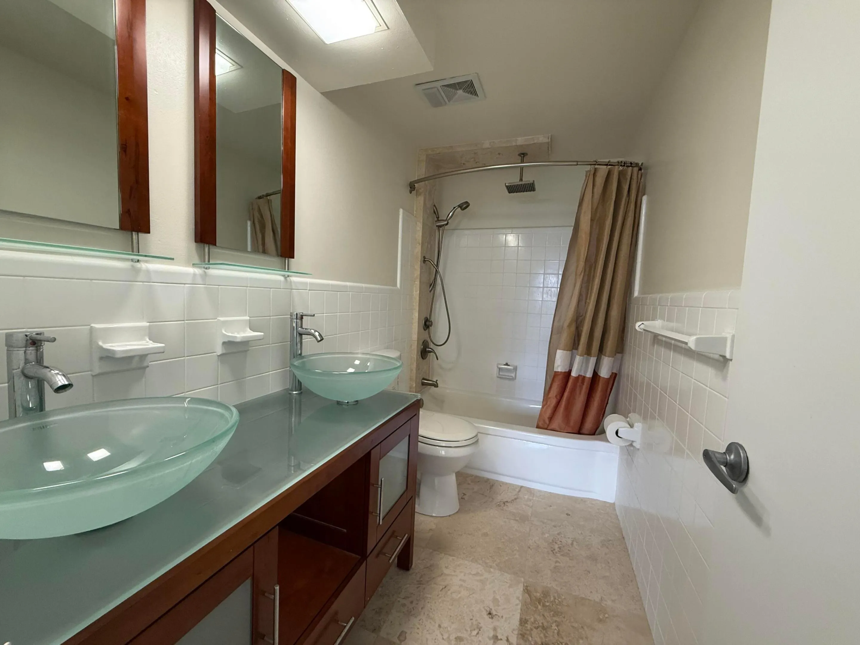 3233 NE 34TH #1712