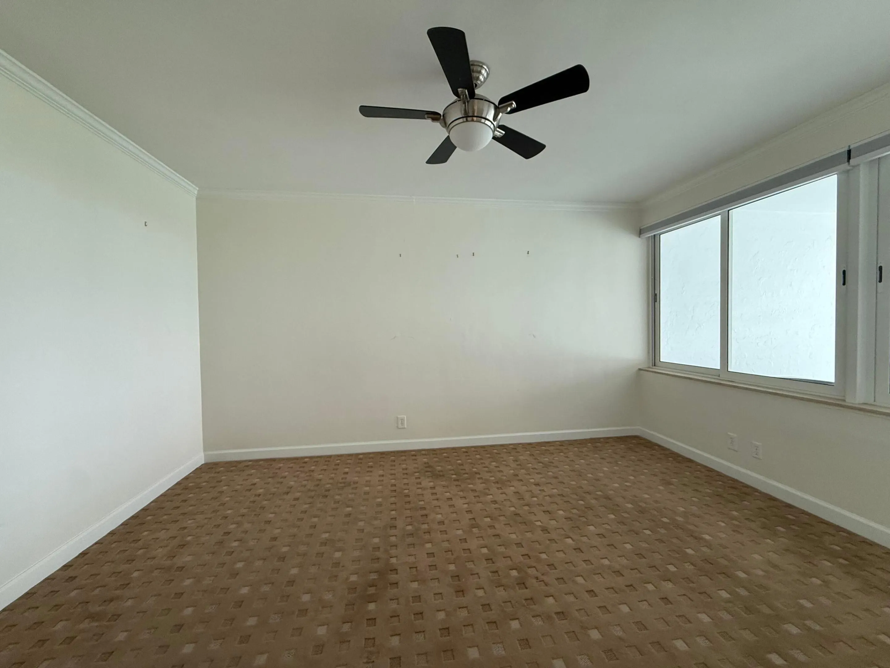 3233 NE 34TH #1712