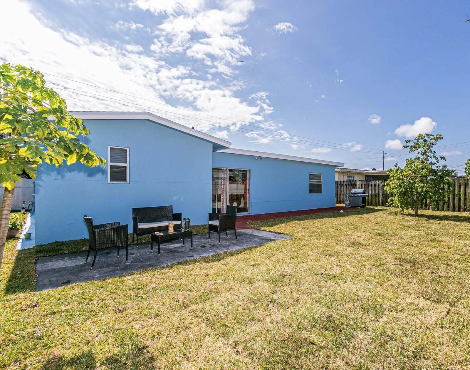 8451 NW 25TH Court