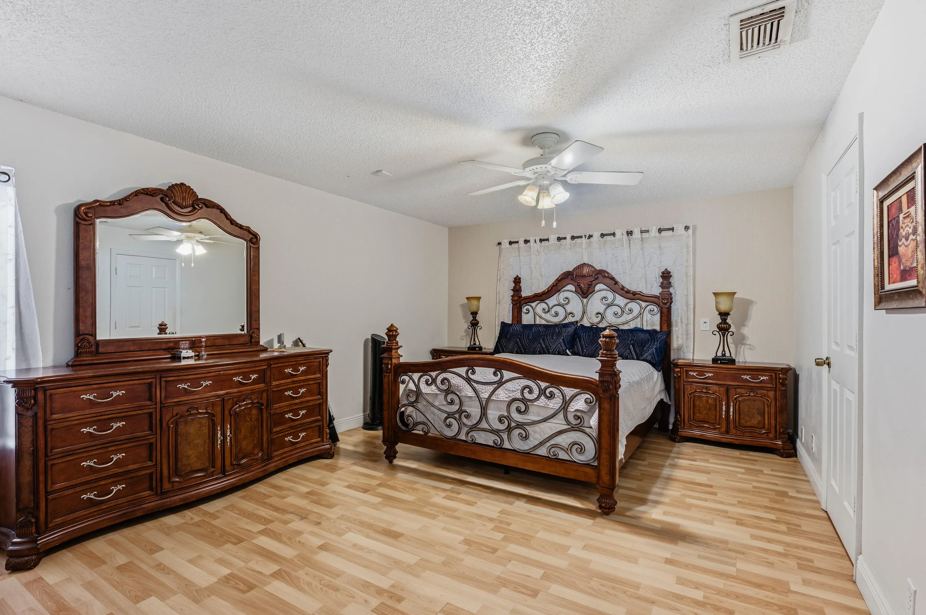 4120 PINE GREEN Run